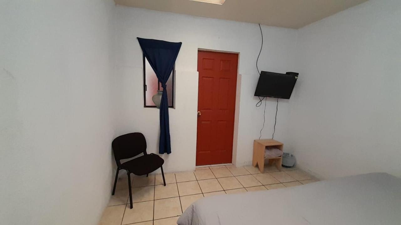 Single Room photo 2