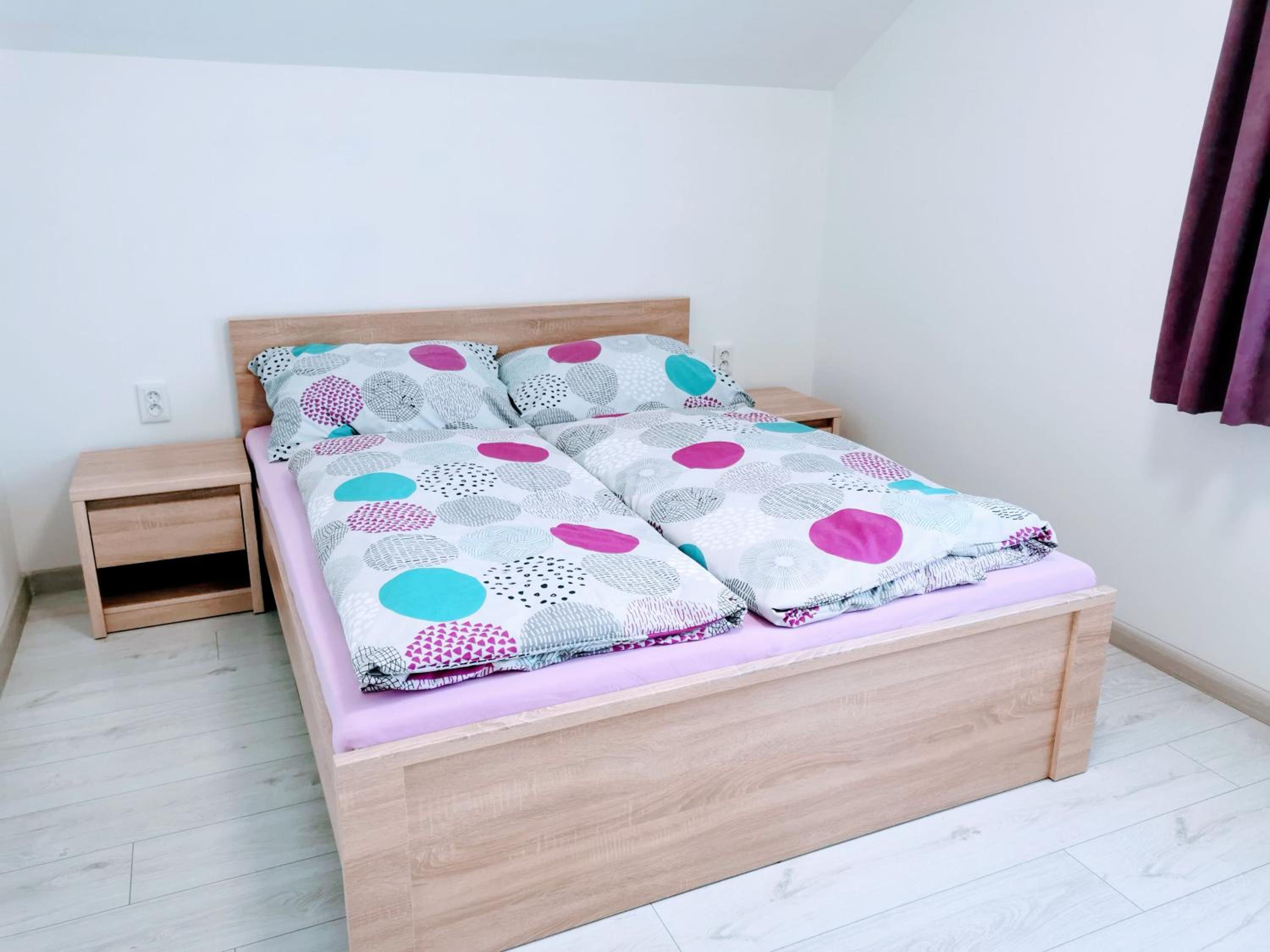 One-Bedroom Apartment - Photo 1