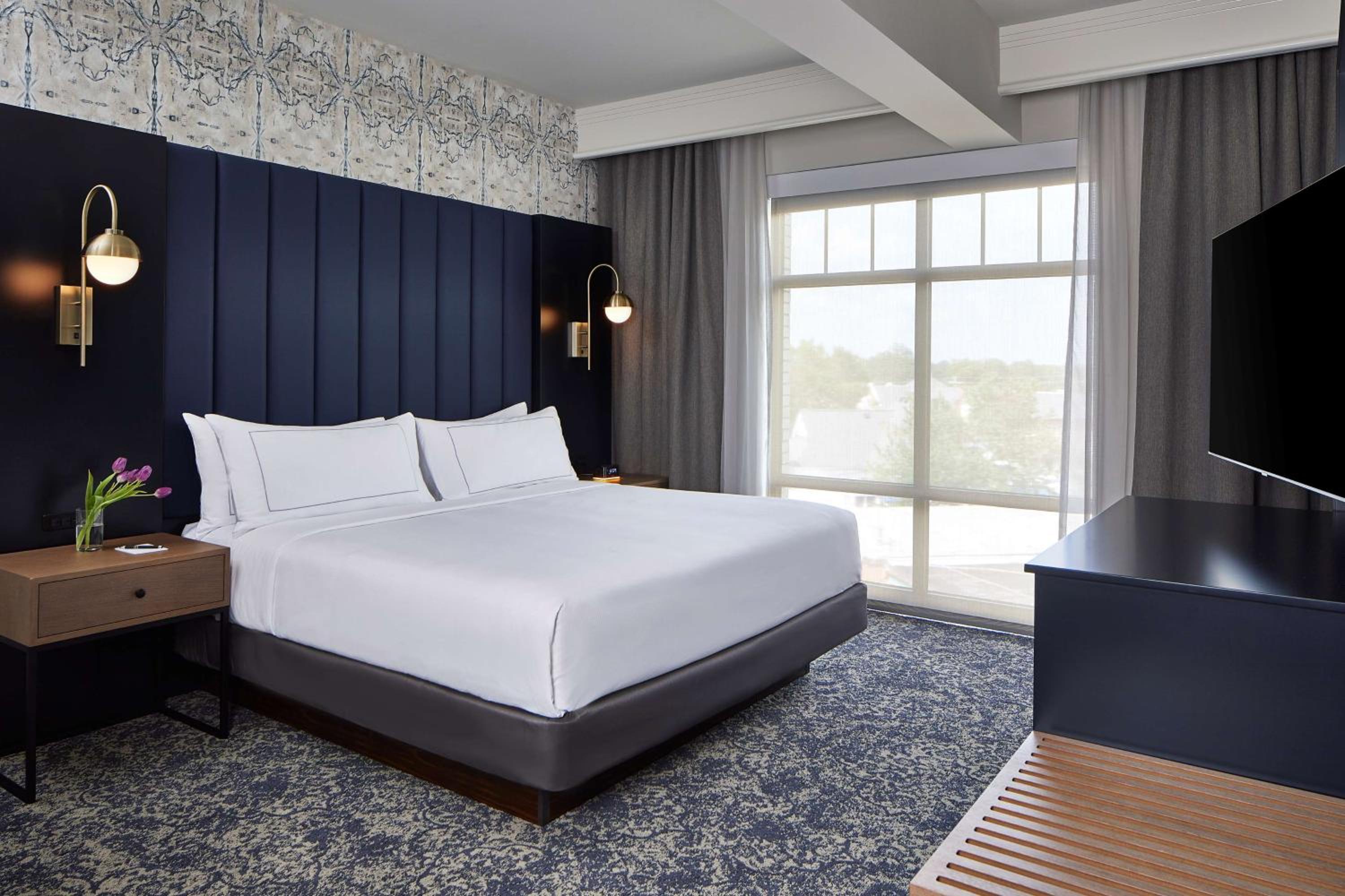 King Studio Suite - Photo 1