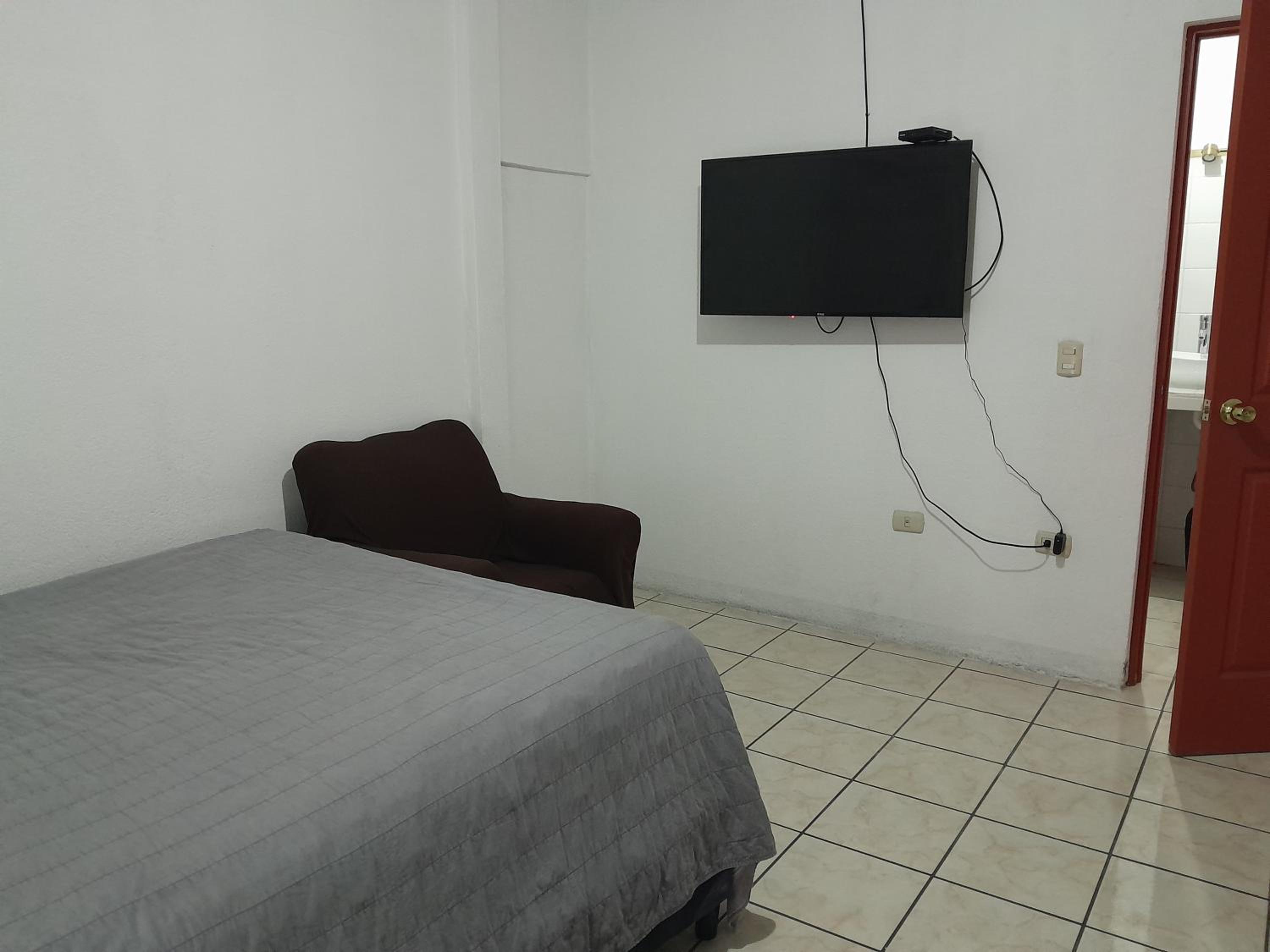 Deluxe Double or Twin Room photo 3