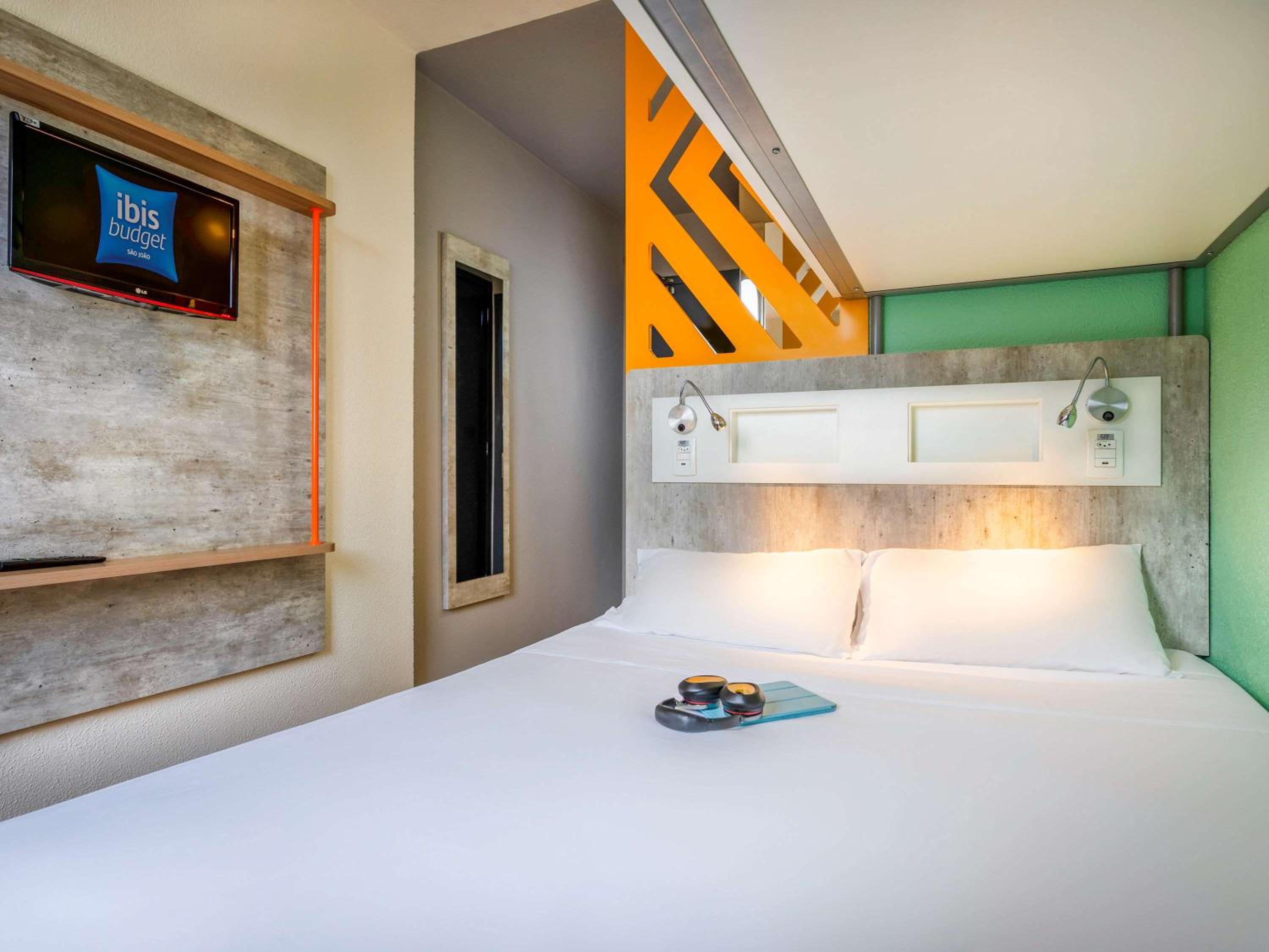 ibis budget SP Centro São João — Superior Apartment with a Double Bed