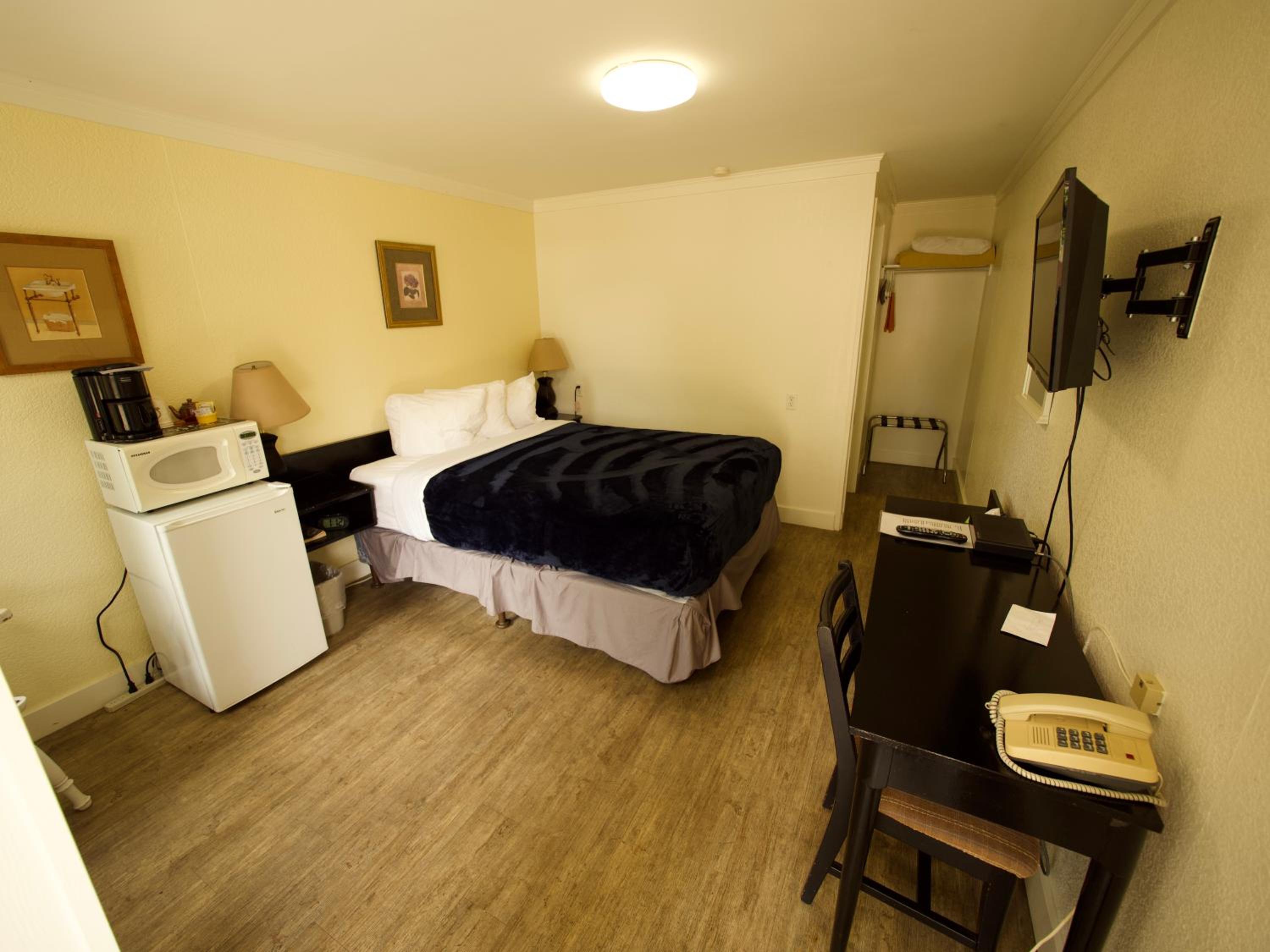 Queen Room - Photo 1
