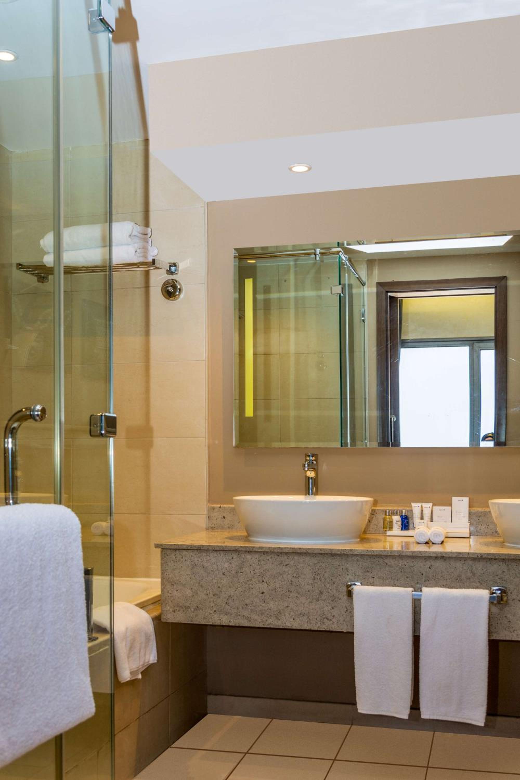 Suite with Ocean View