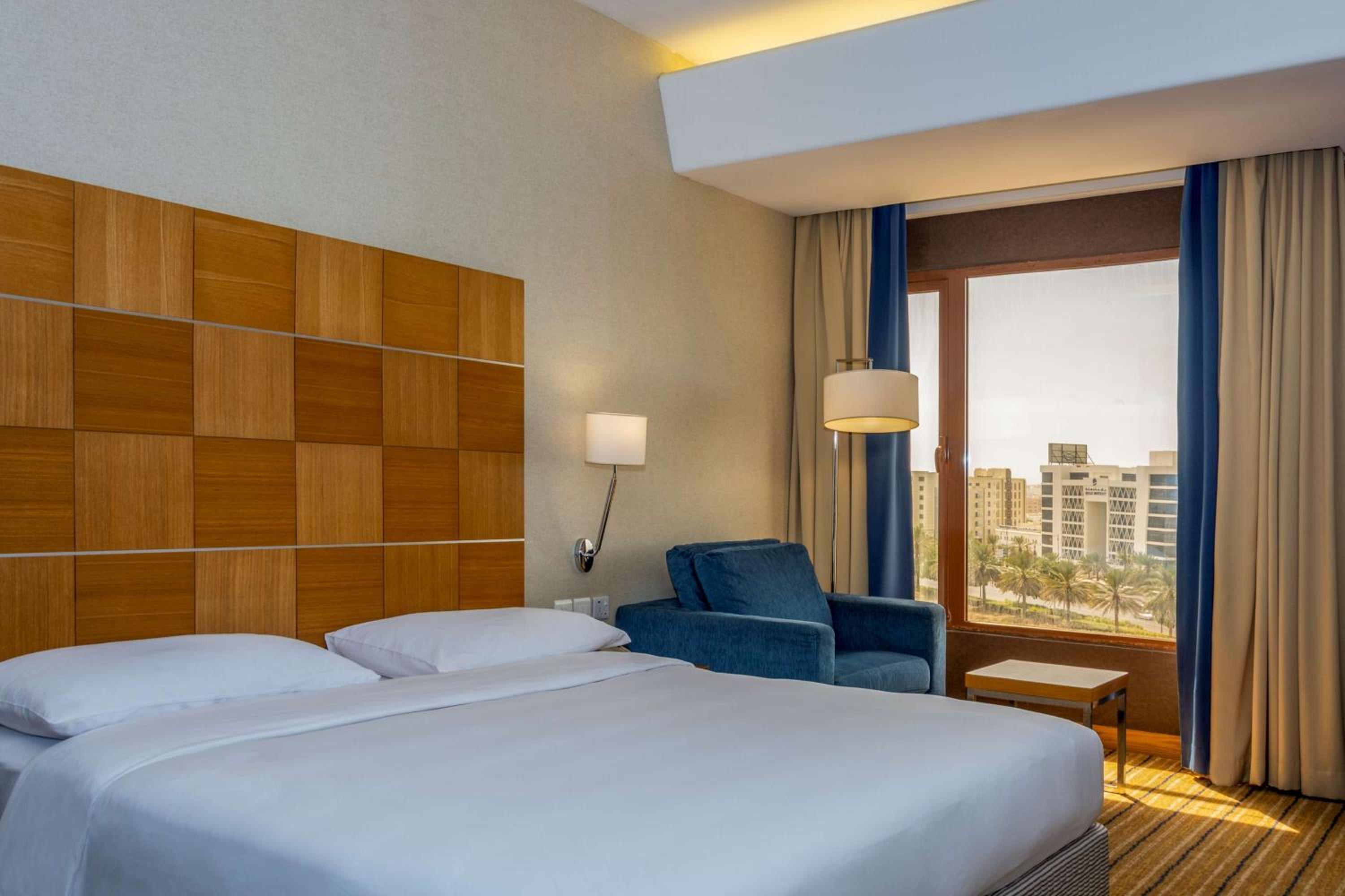 City View King Bed - Photo 1
