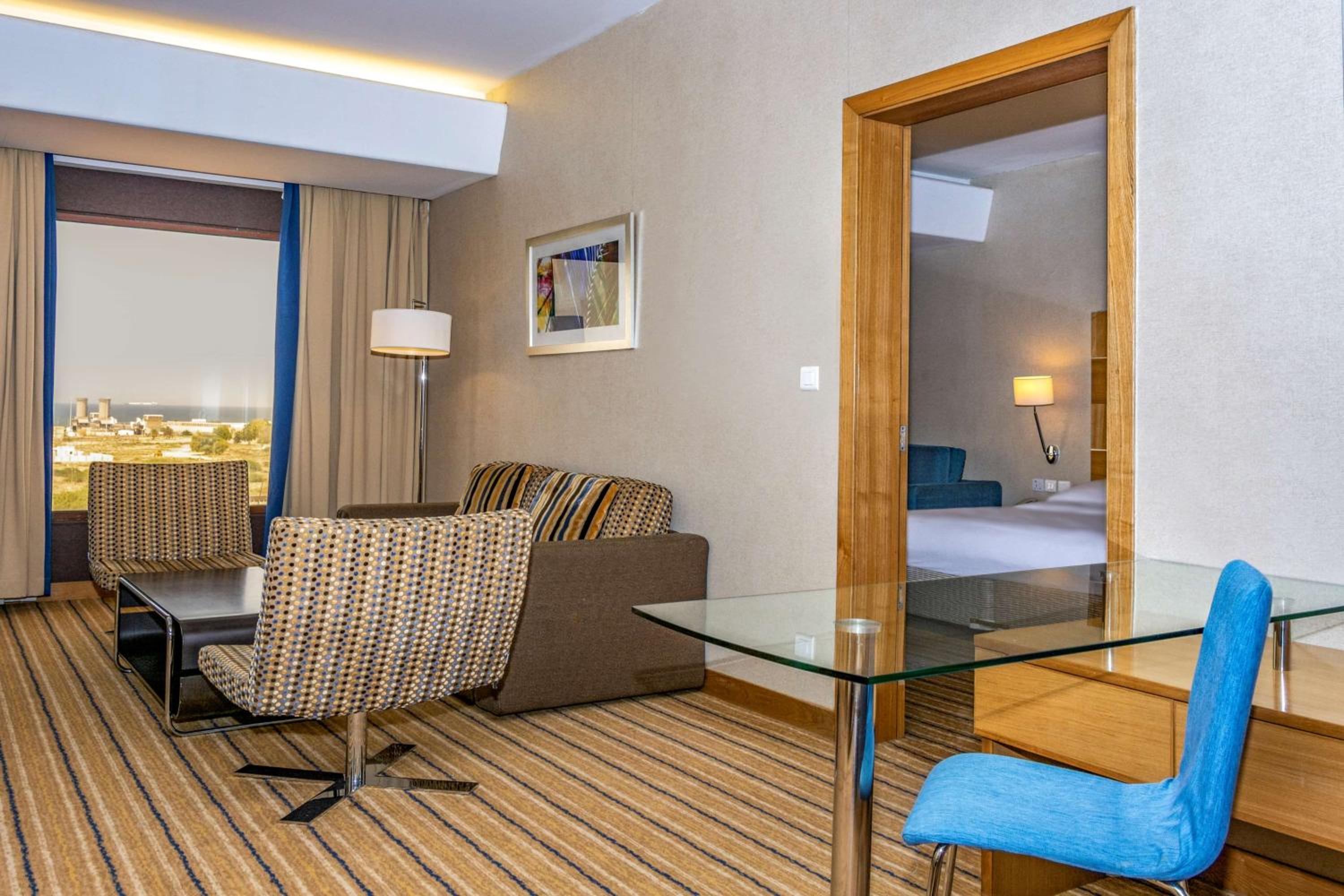 Suite Room 
 - Photo 1
