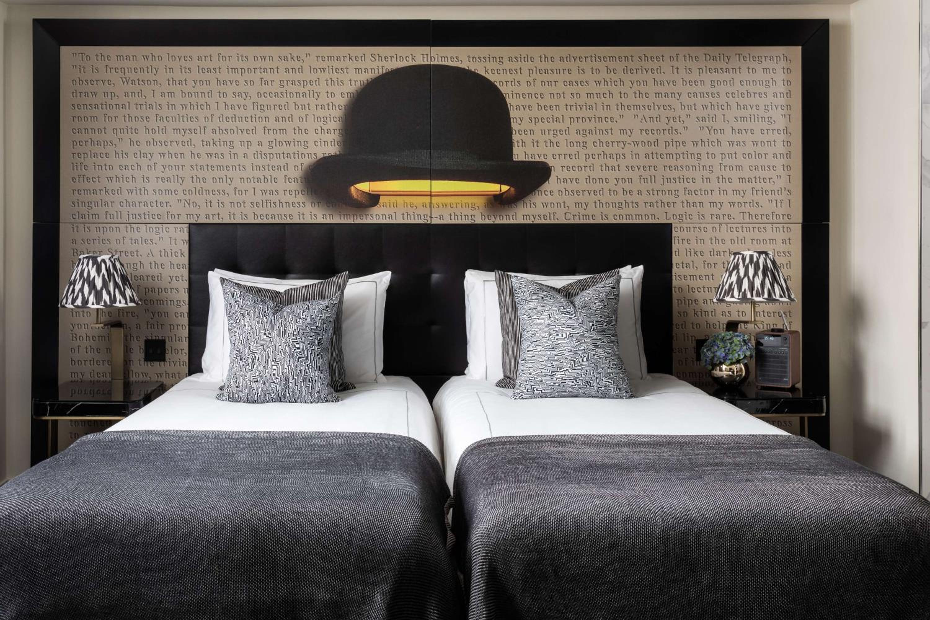 Deluxe Twin Room photo 2
