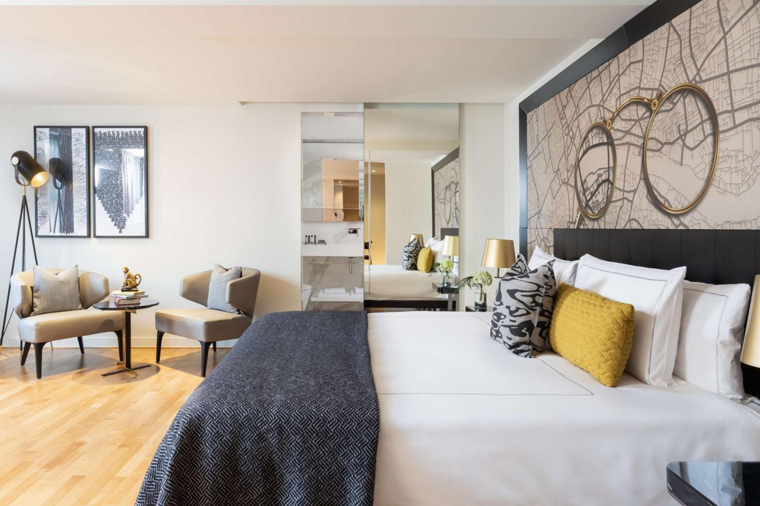 Studio King Suite (2 Adults + 2 Children) photo 1