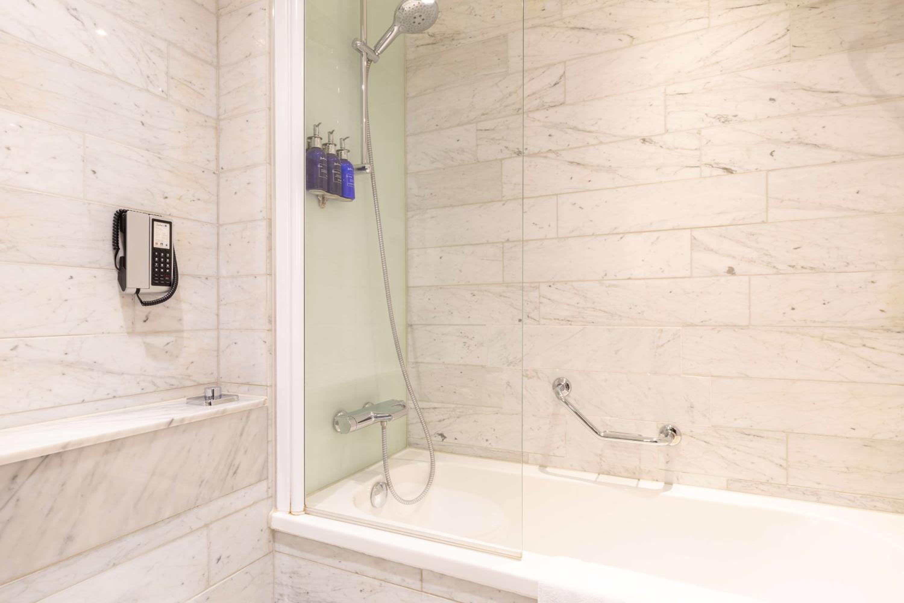 Superior Double or Twin Room photo 2