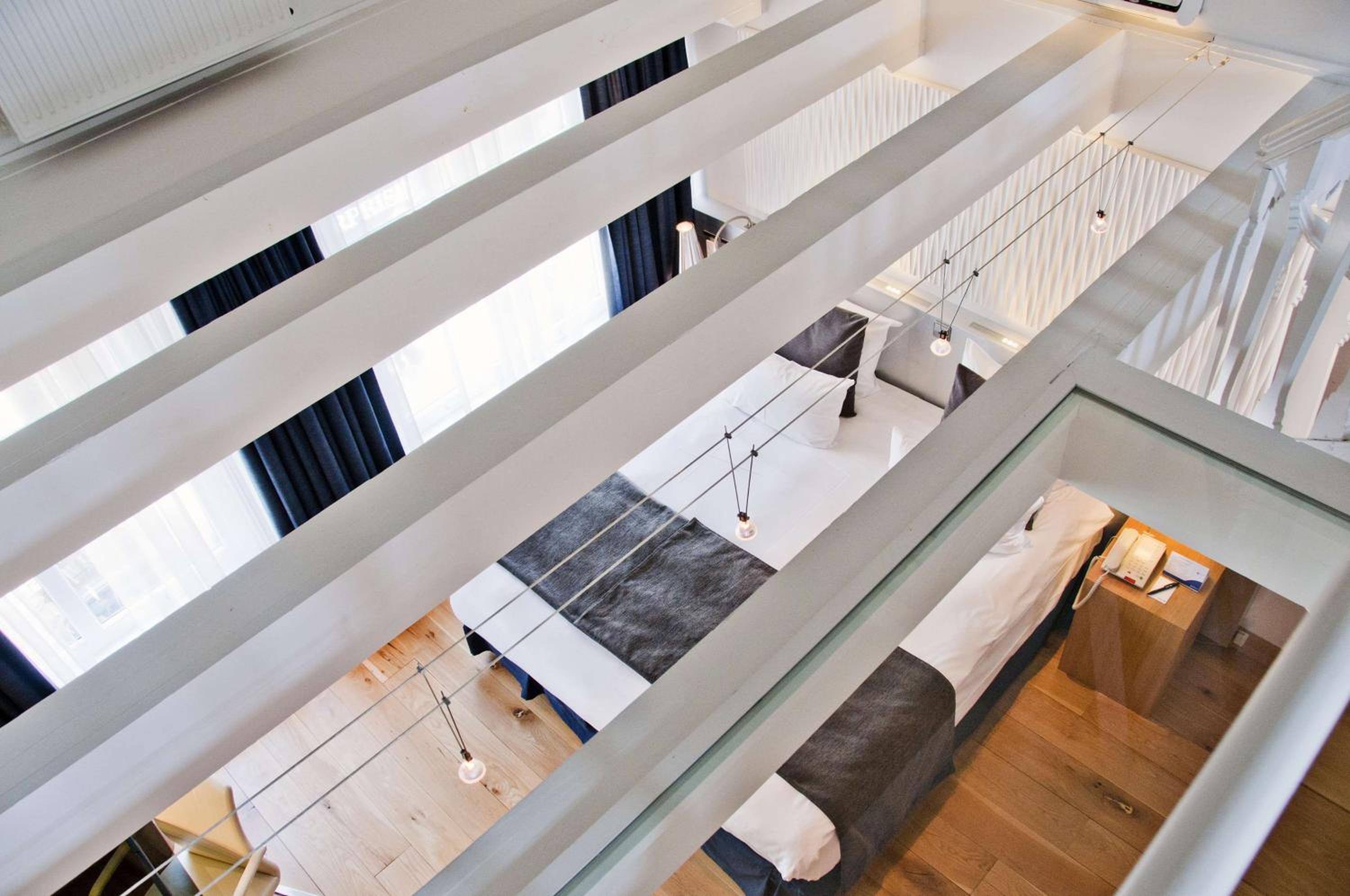 Mezzanine Suite with Terrace - Photo 3