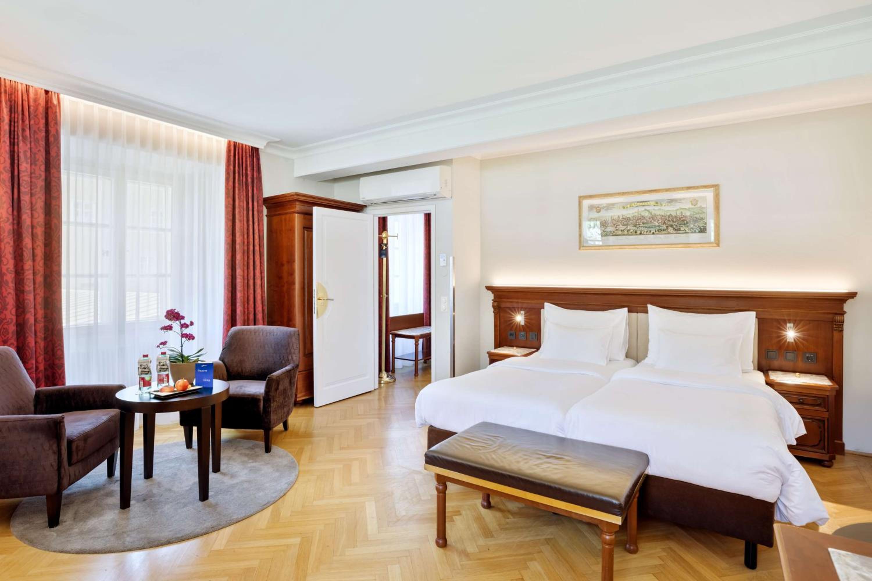 Superior Double Room - Photo 1