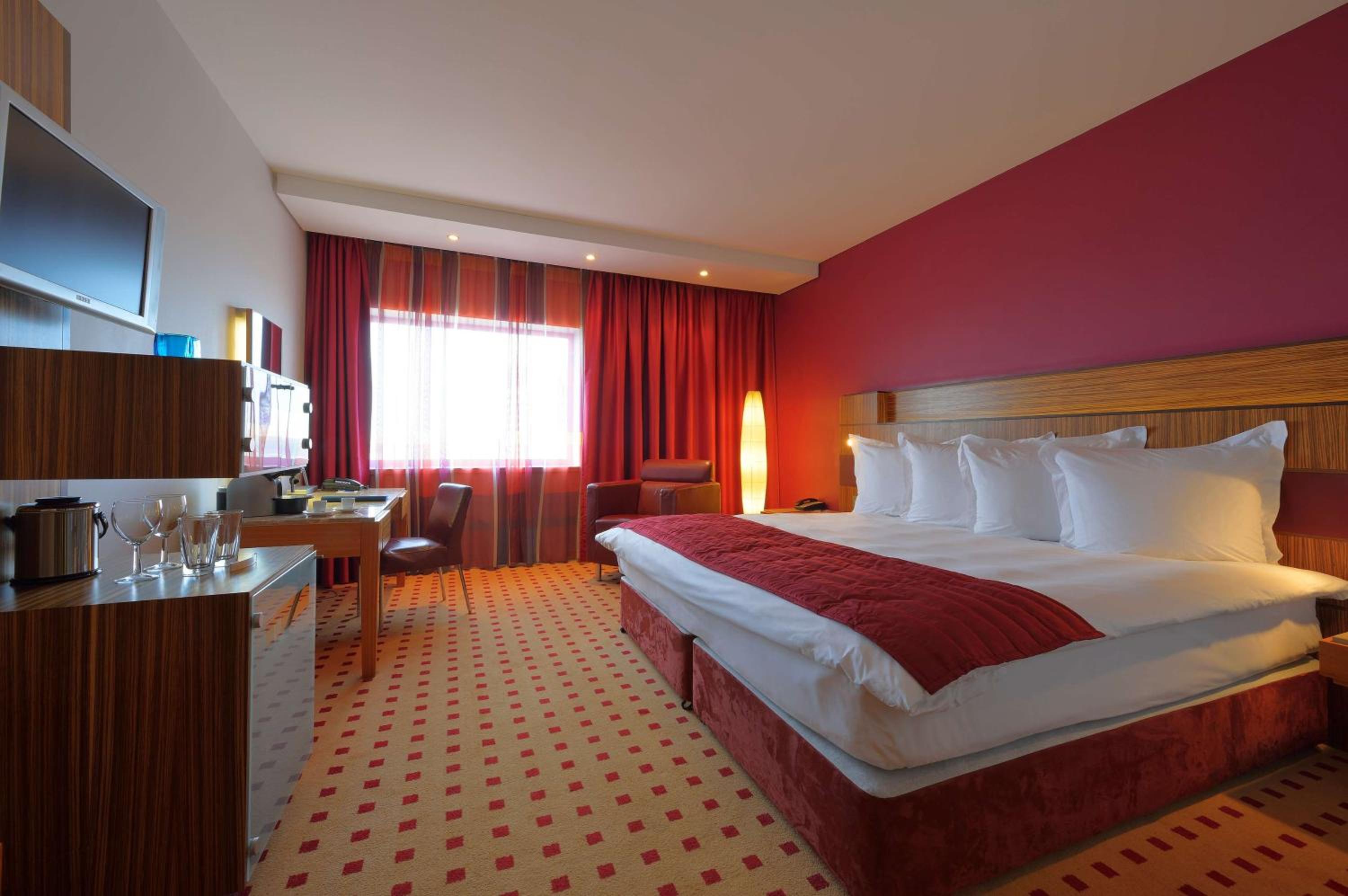 Superior Room with River view - Photo 2