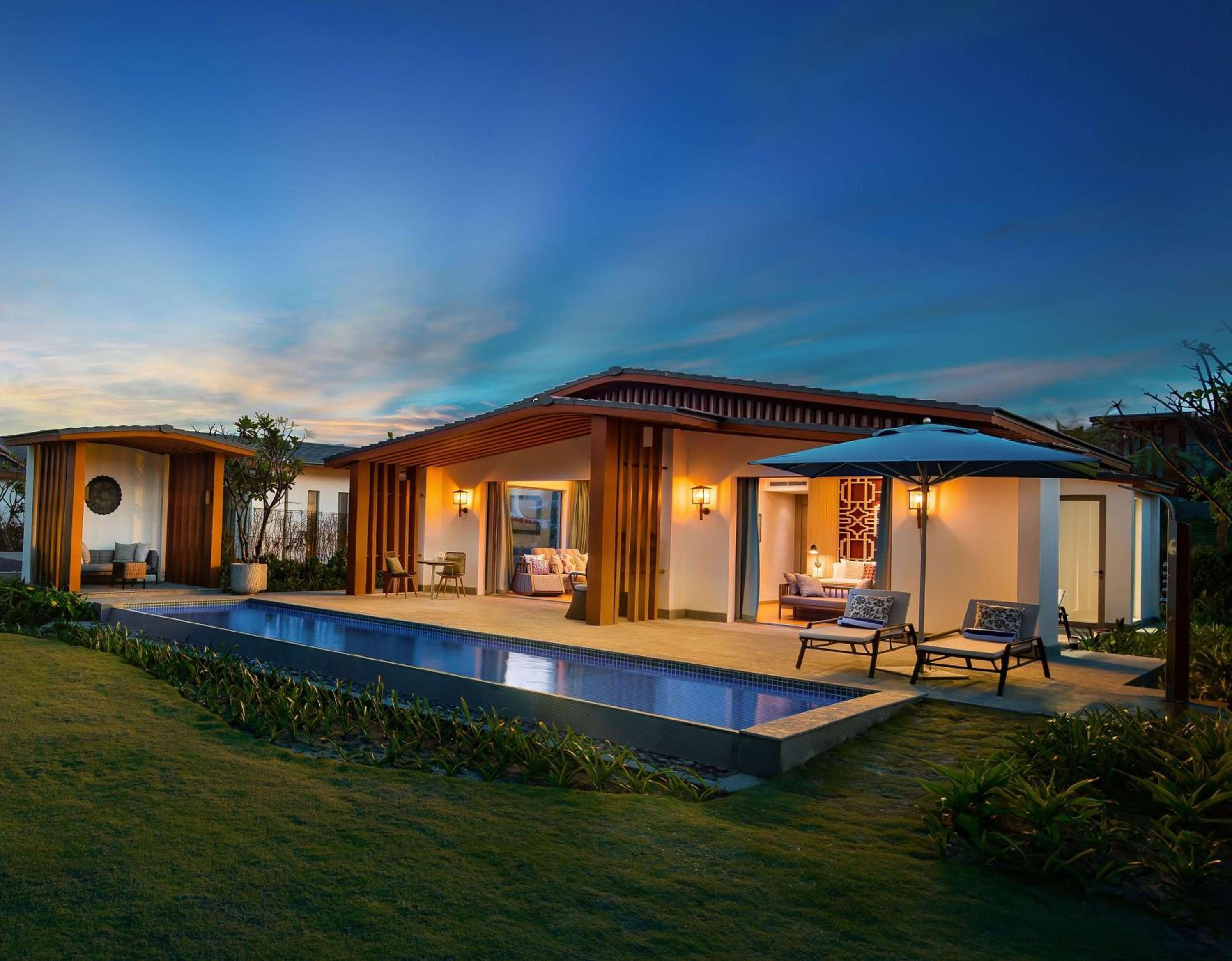 One-Bedroom Beachfront Pool Villa - Free Access to Executive Lounge - Photo 2