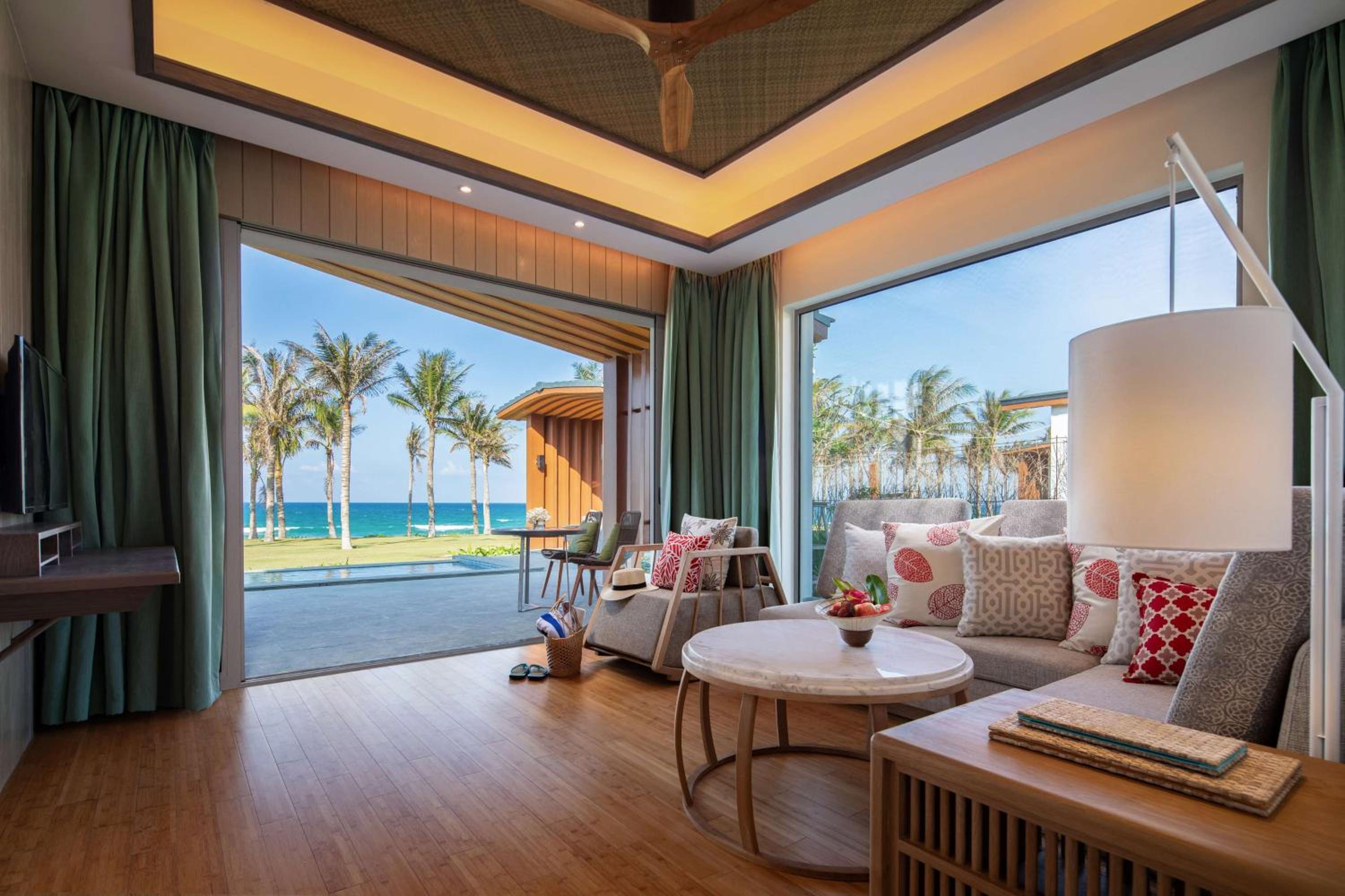One-Bedroom Beachfront Pool Villa - Free Access to Executive Lounge - Photo 3