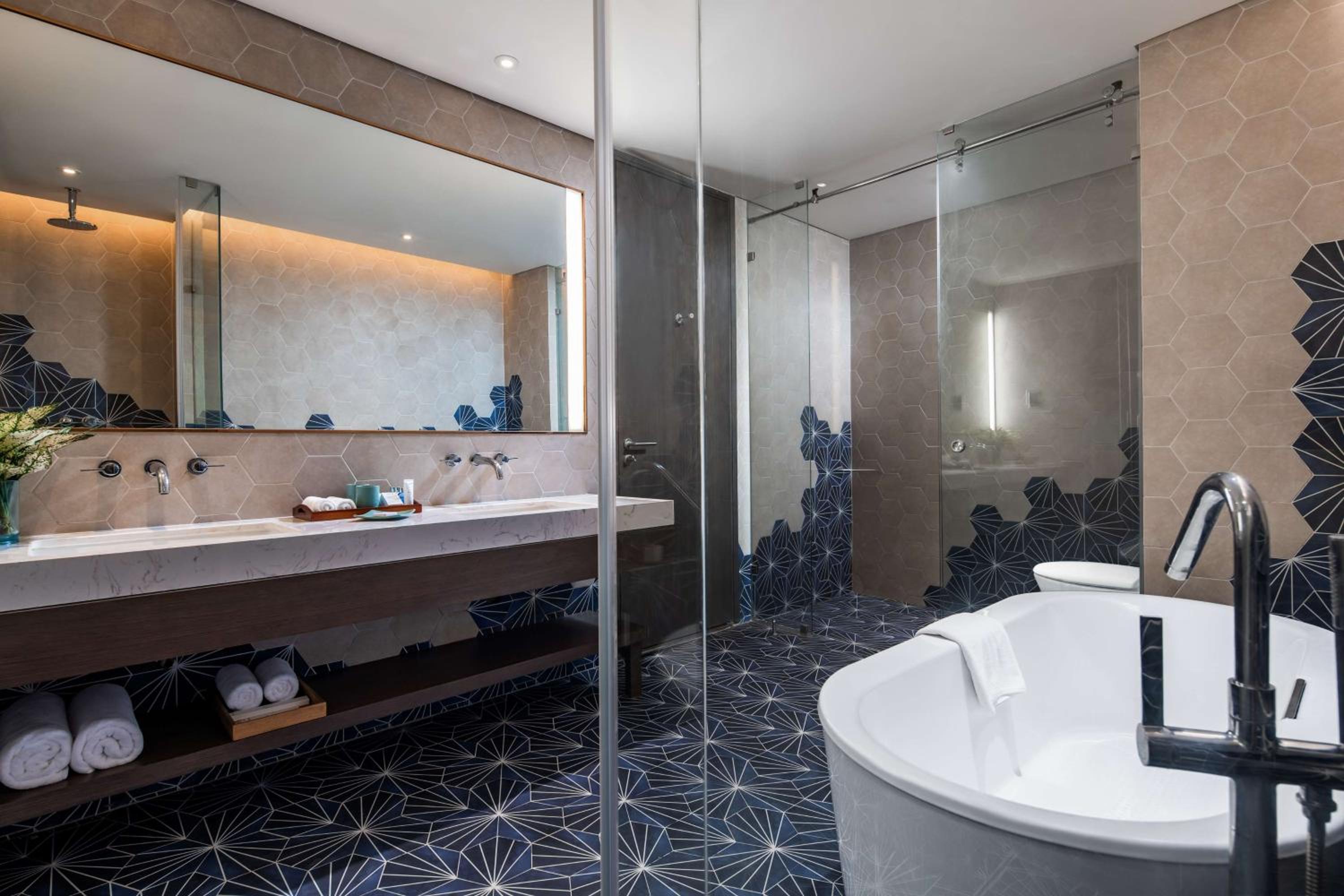 Executive Room with Ocean View - Free Access to Executive Lounge - Photo 5