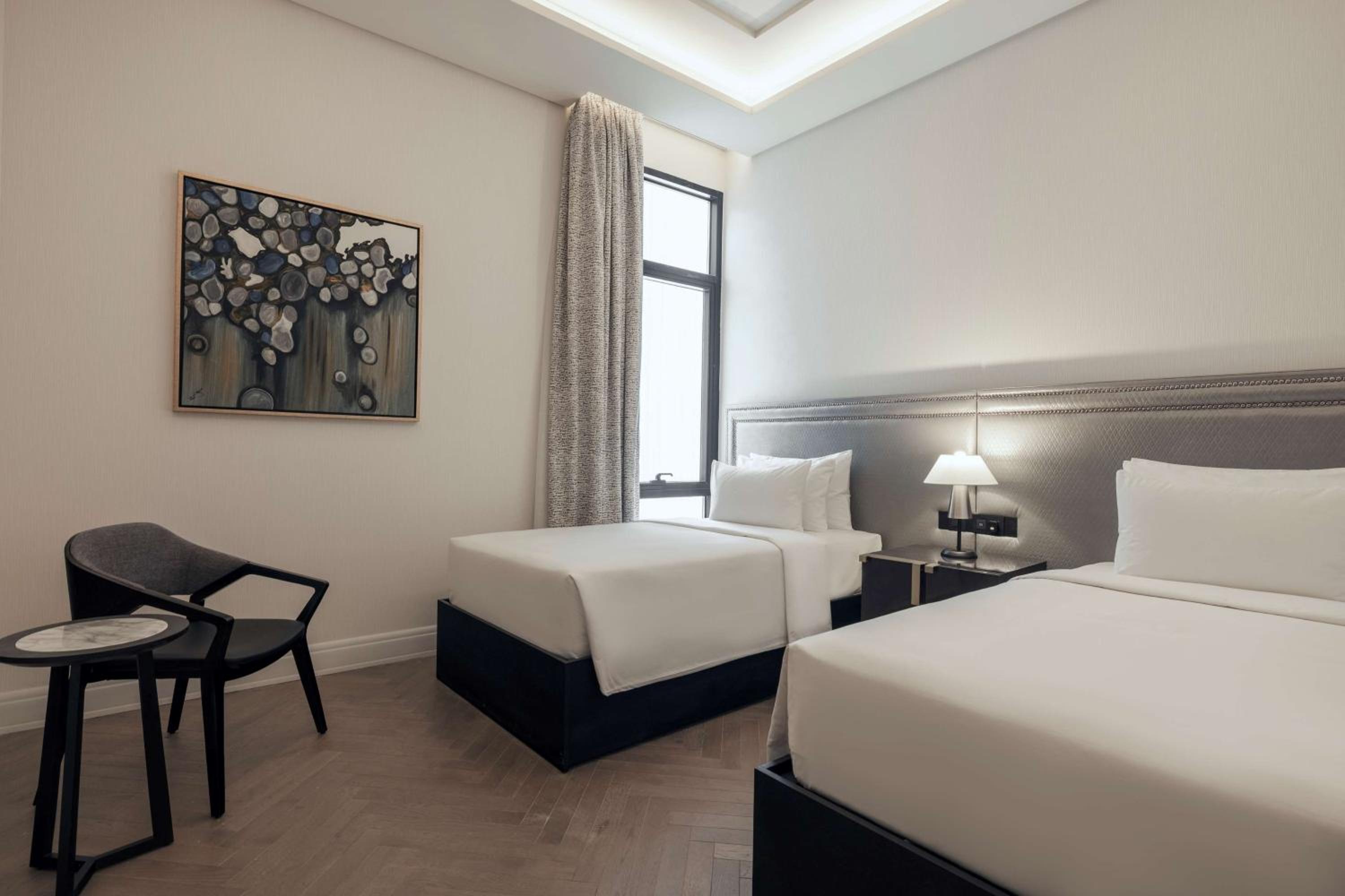 Collection Executive Room with Lounge Access - Photo 1