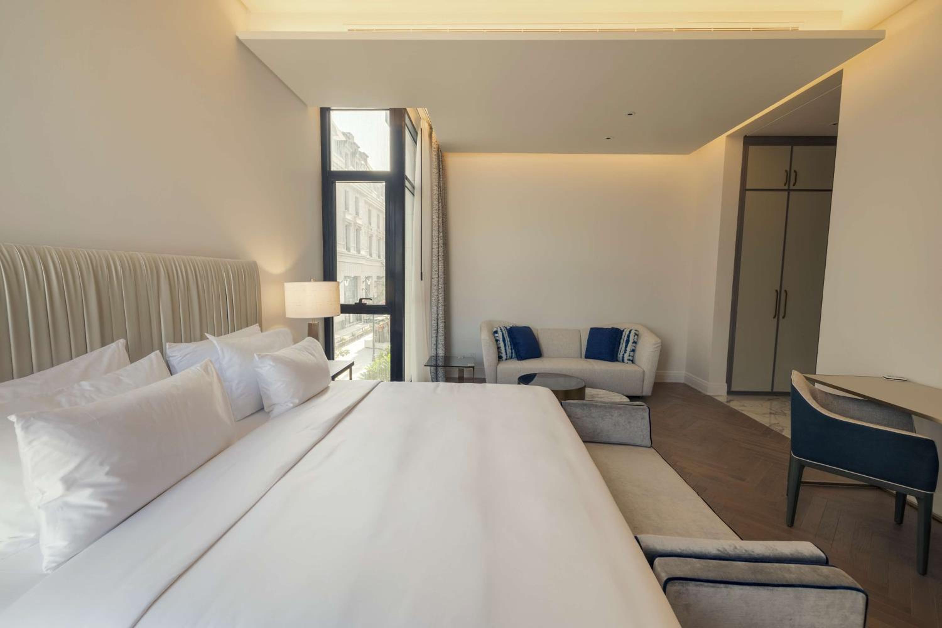 Three-Bedroom Duplex Suite - Photo 8