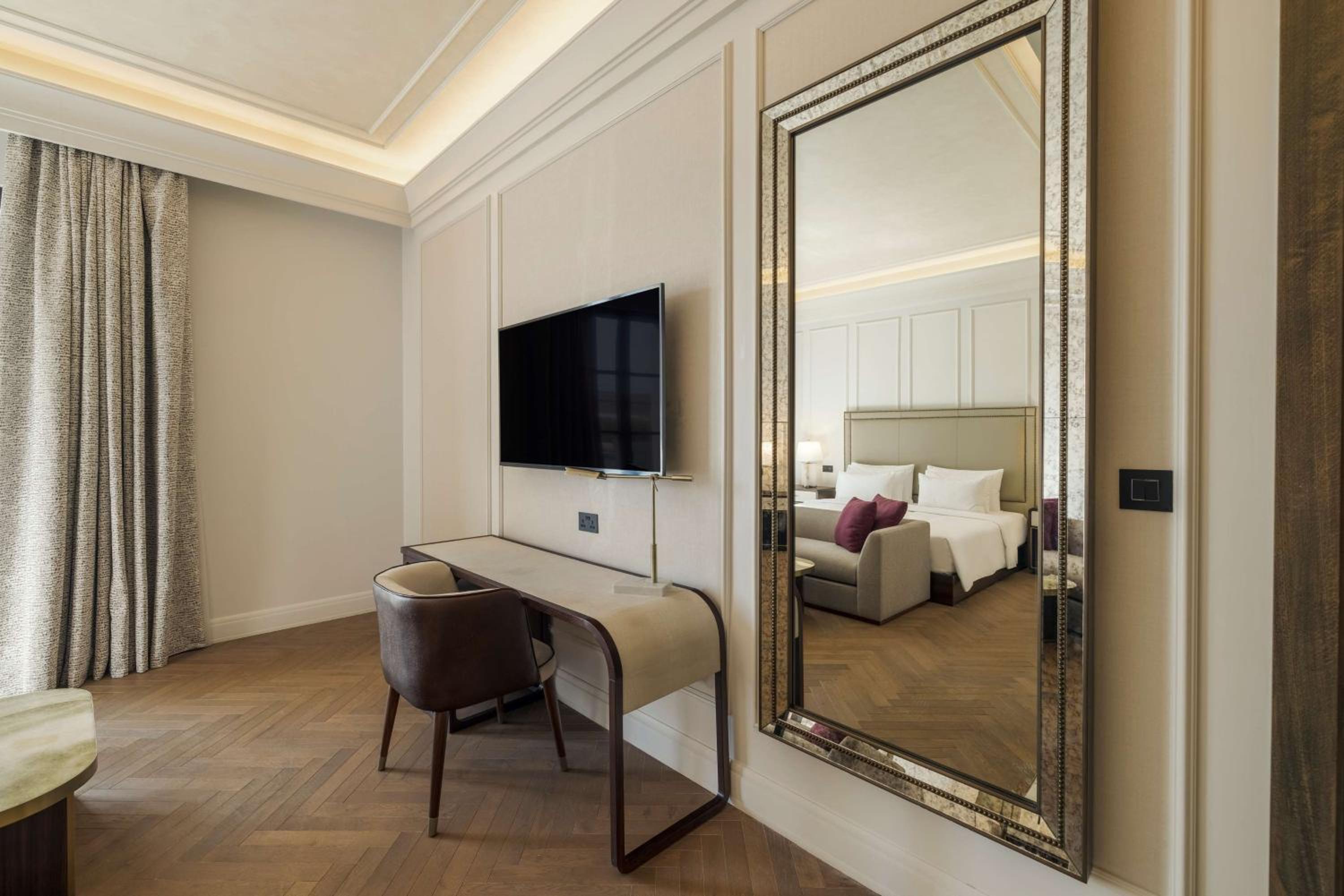 Three-Bedroom Duplex Suite - Photo 11