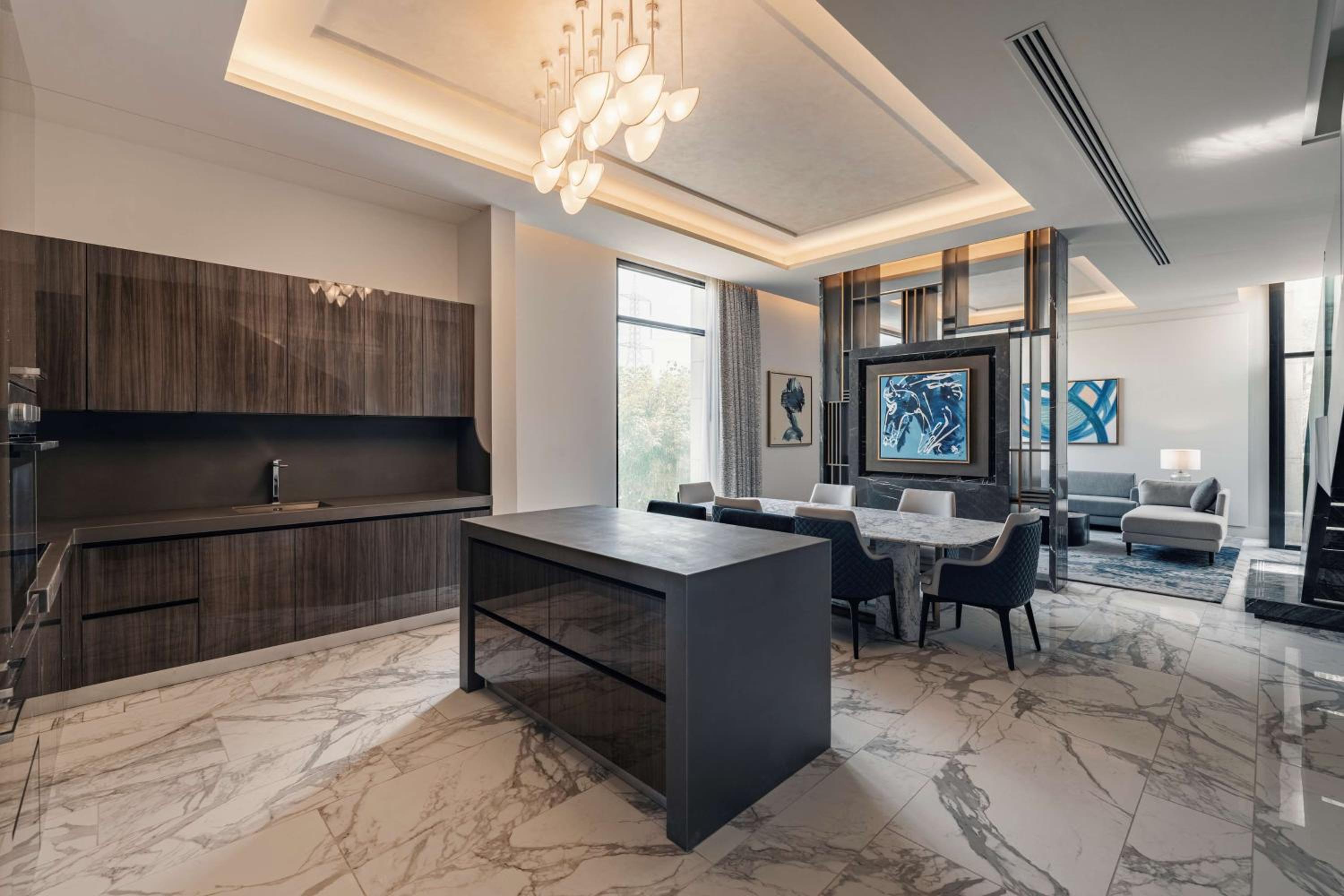 Three-Bedroom Duplex Suite - Photo 16