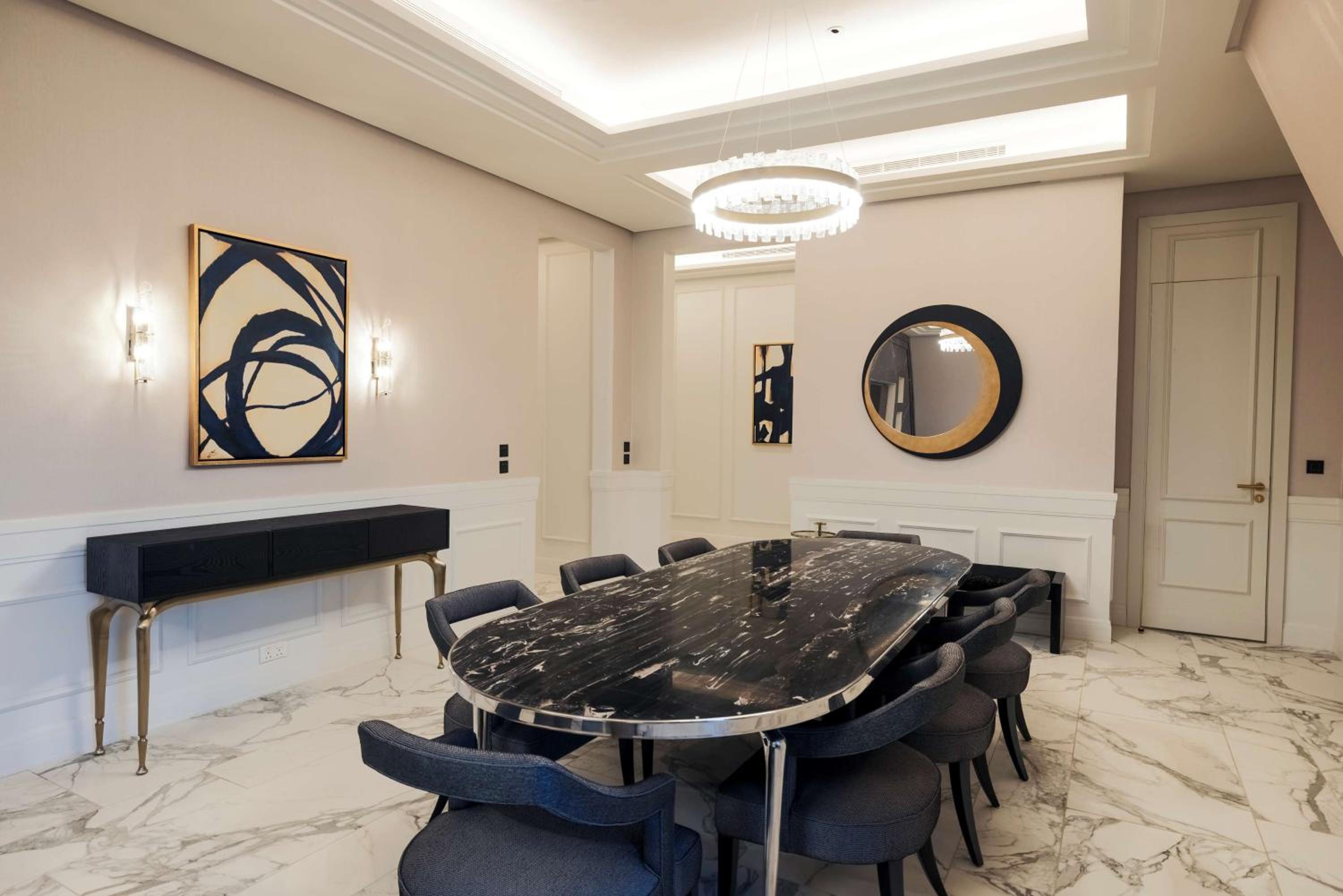 Three-Bedroom Penthouse - Photo 2