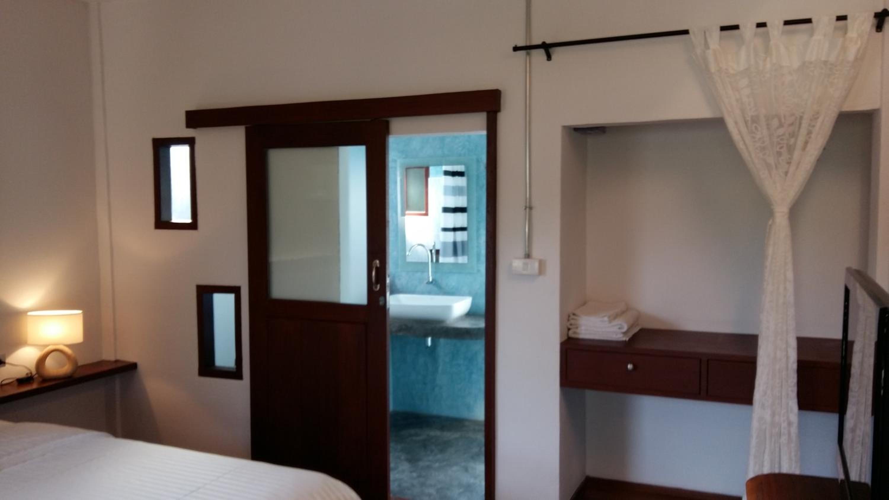 Classic Quadruple Room photo 2