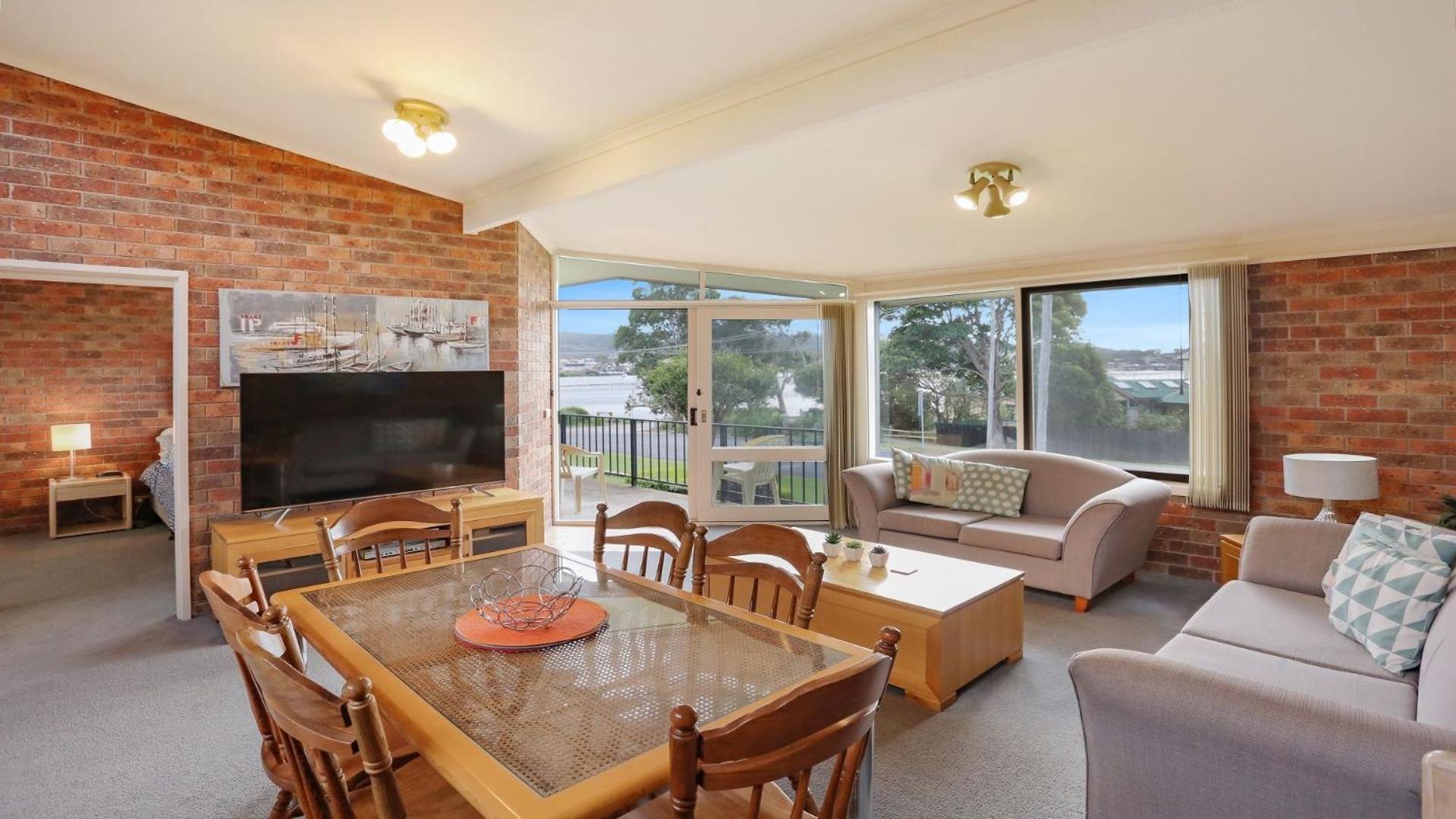 Apartment with Lake View photo 1