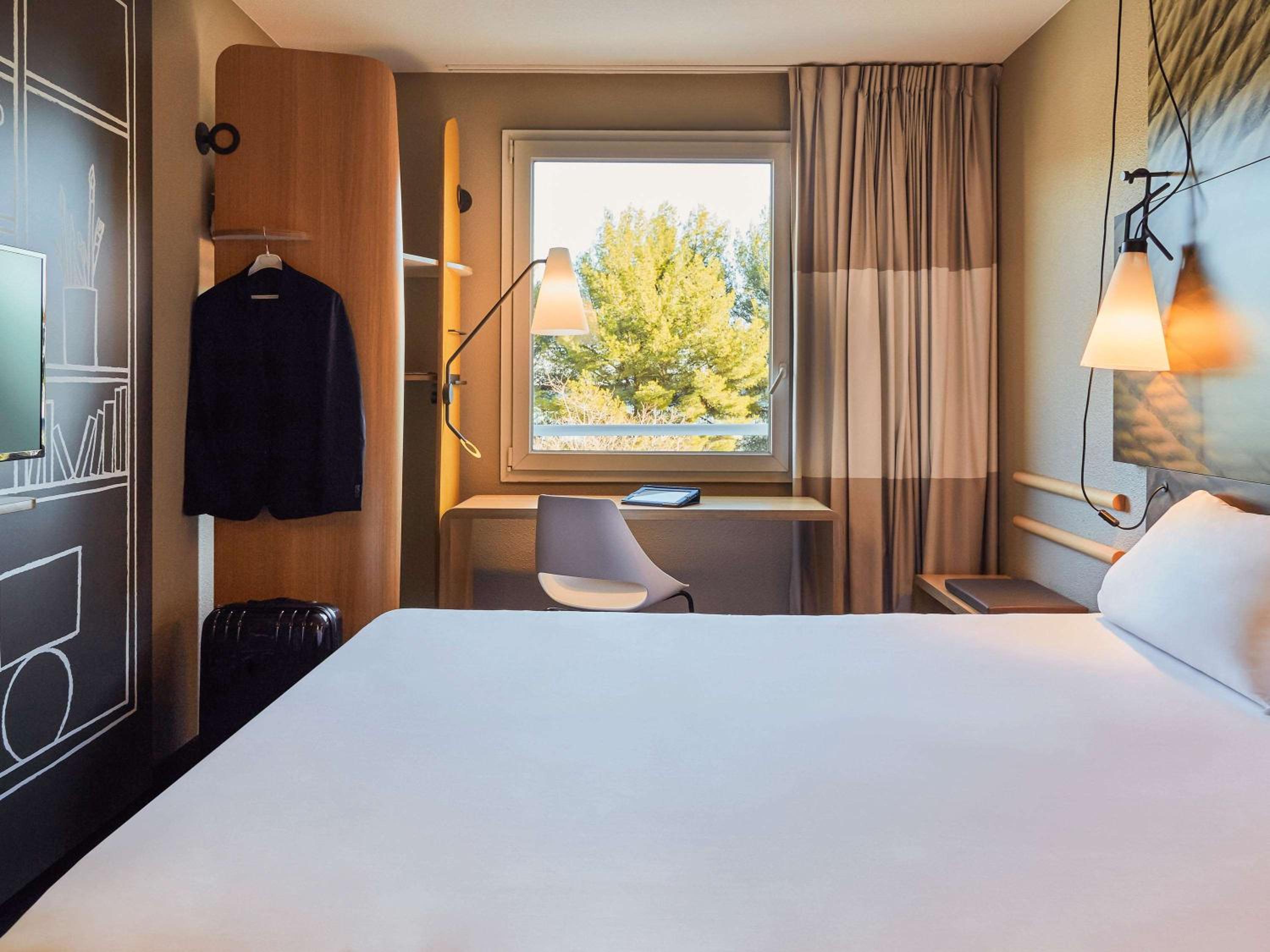 Double Room with Sea View - Photo 1