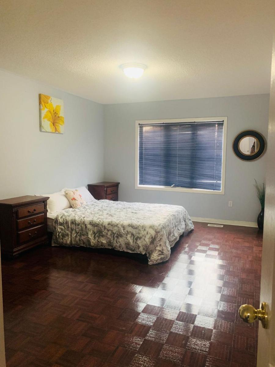 Standard Queen Room photo 1