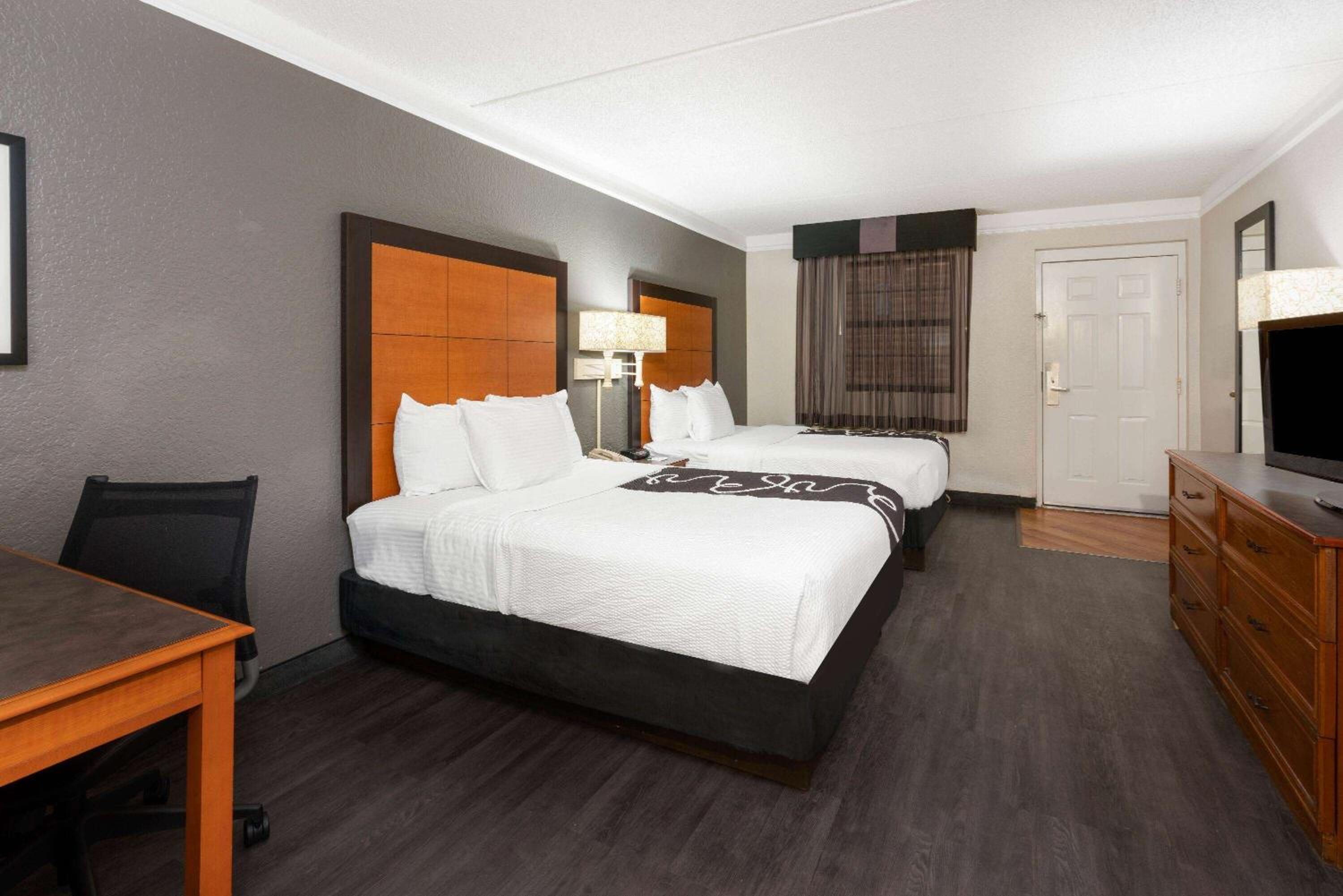 Double Room with Two Double Beds photo 1