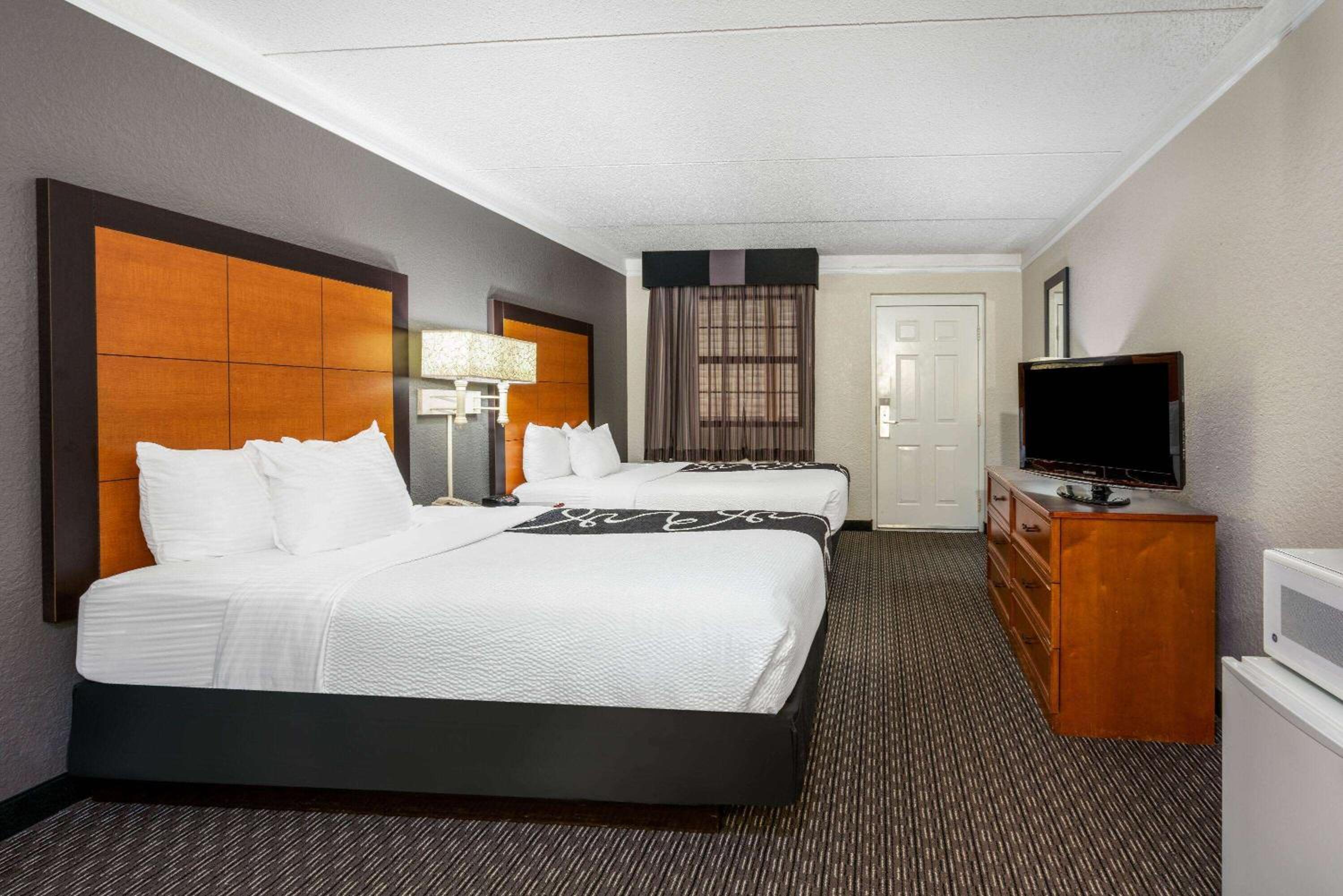 Deluxe Double Room with Two Double Beds photo 1