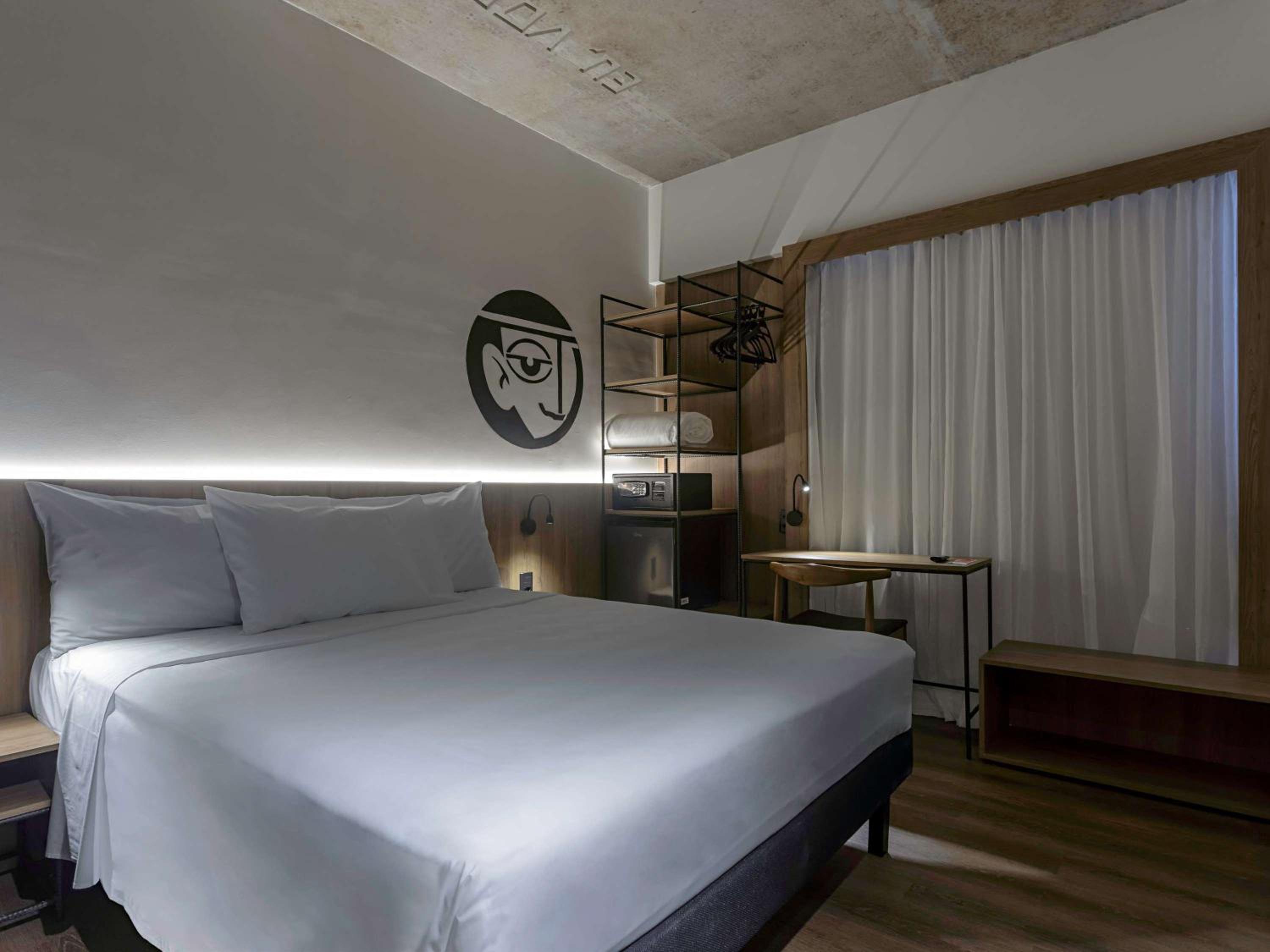 Standard Double Room - Photo 2