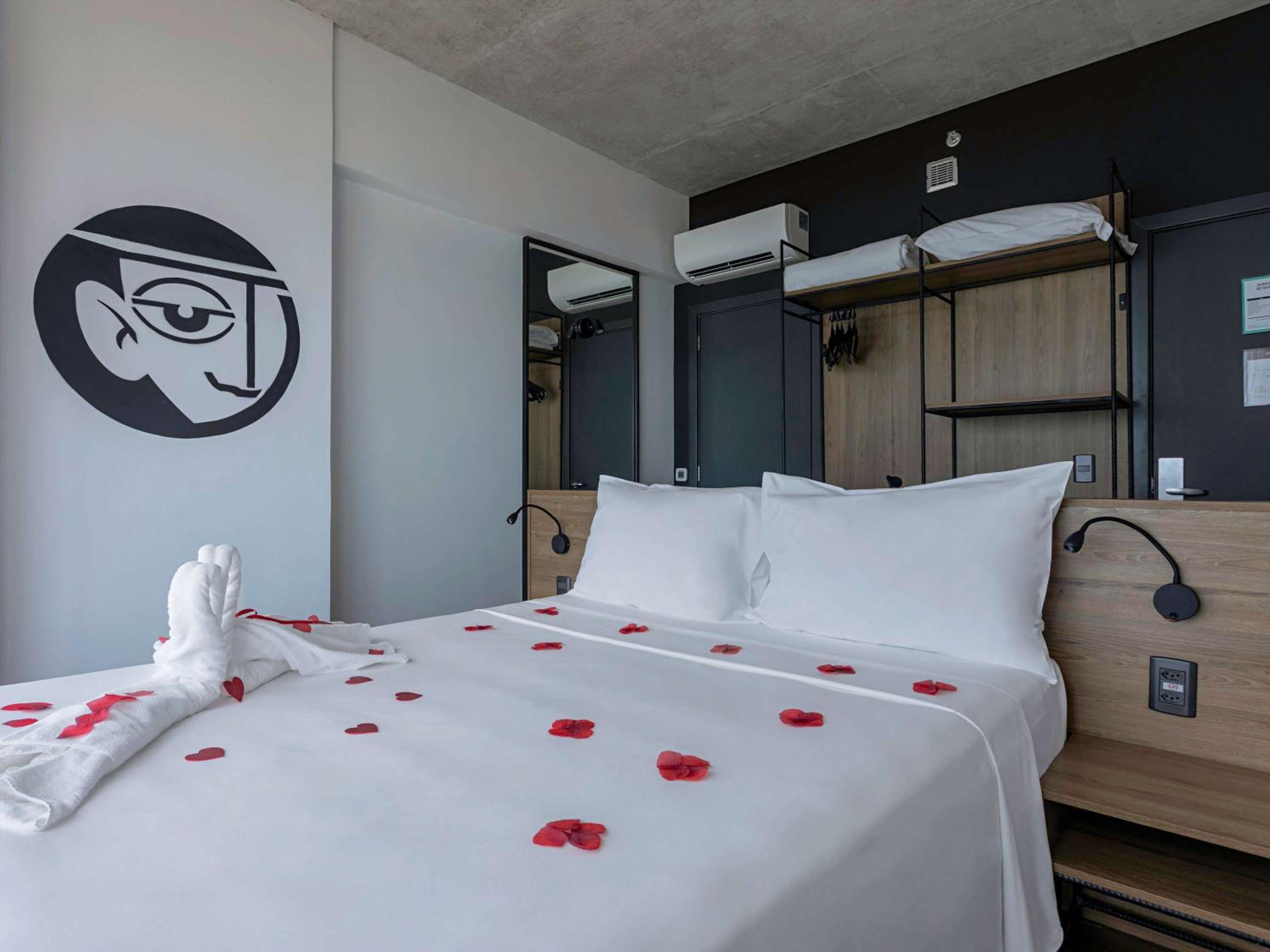Double Room with Sea View - Photo 8