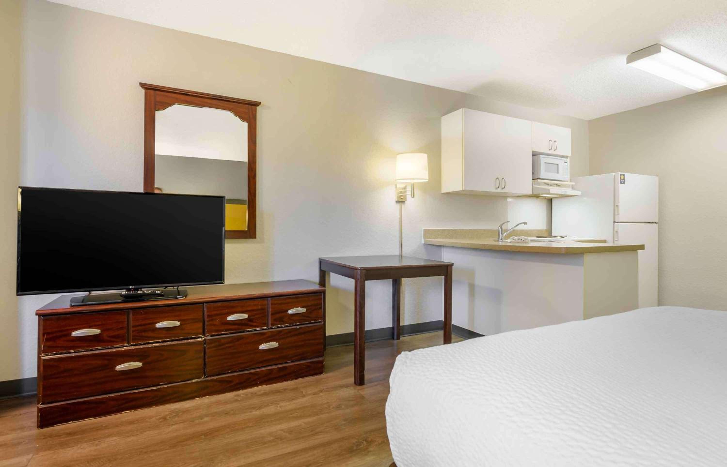 Studio with 2 Double Beds - Non-Smoking - Photo 10