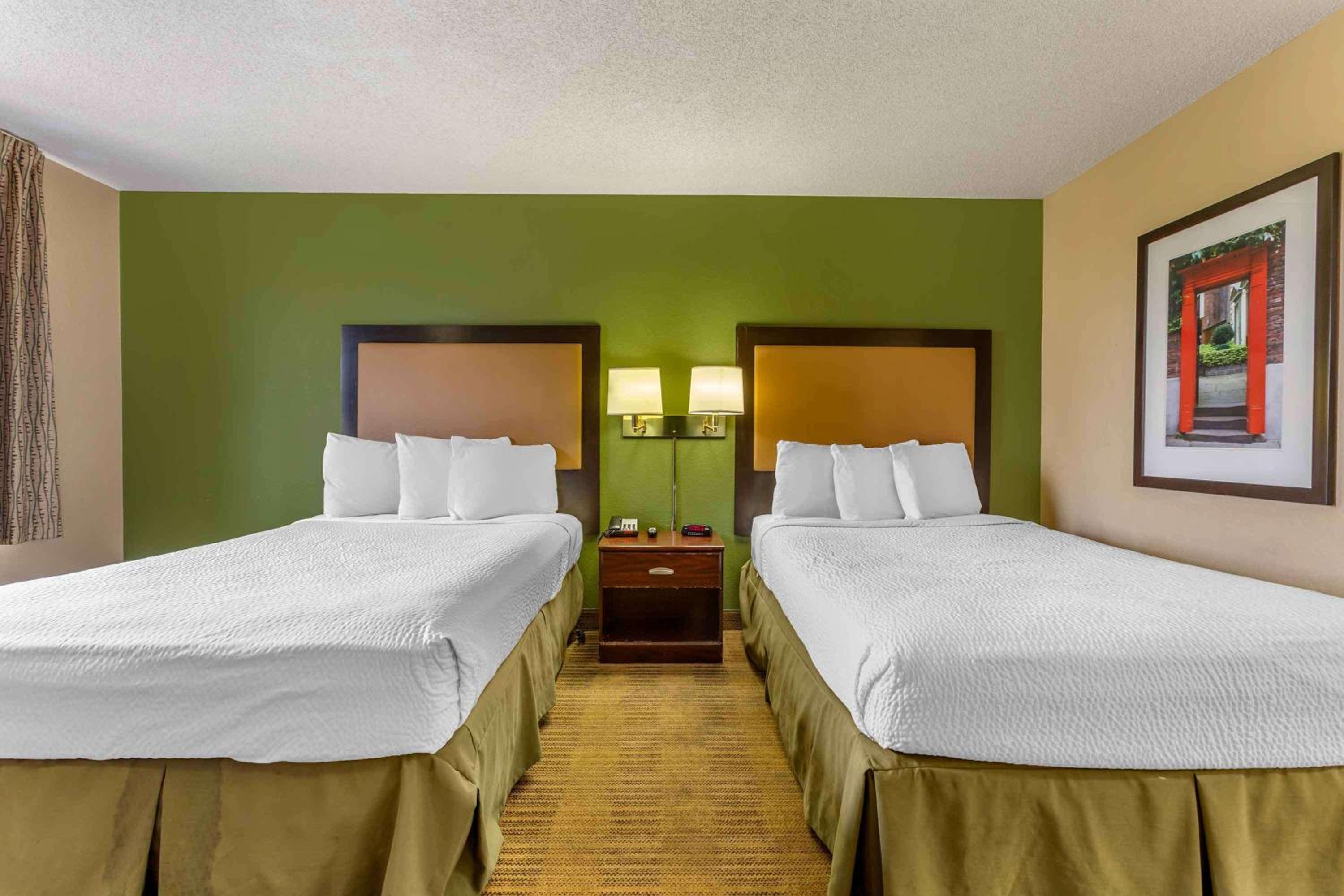 Studio with 2 Double Beds - Non-Smoking - Photo 1