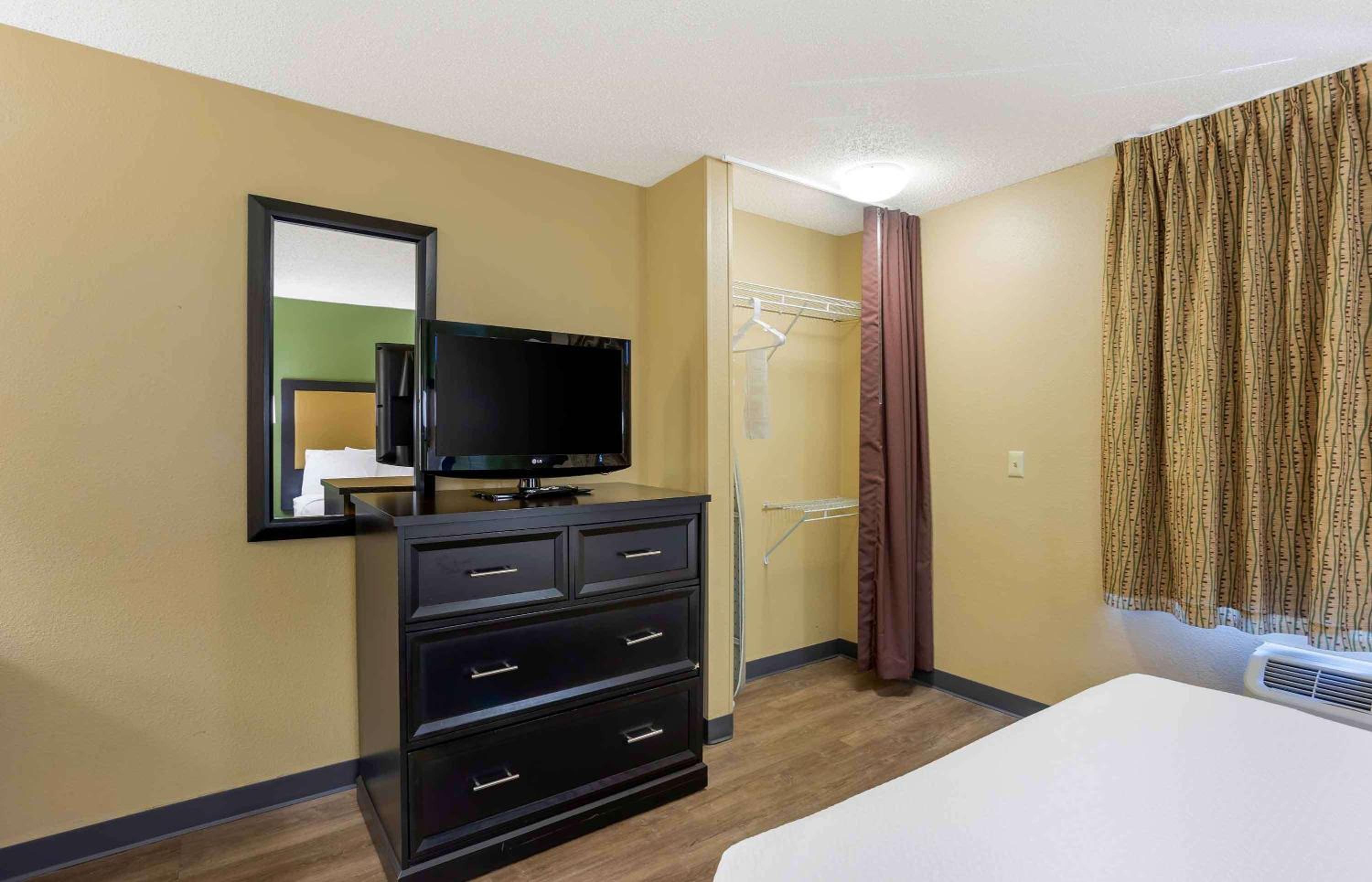 Studio with 2 Double Beds - Non-Smoking - Photo 8