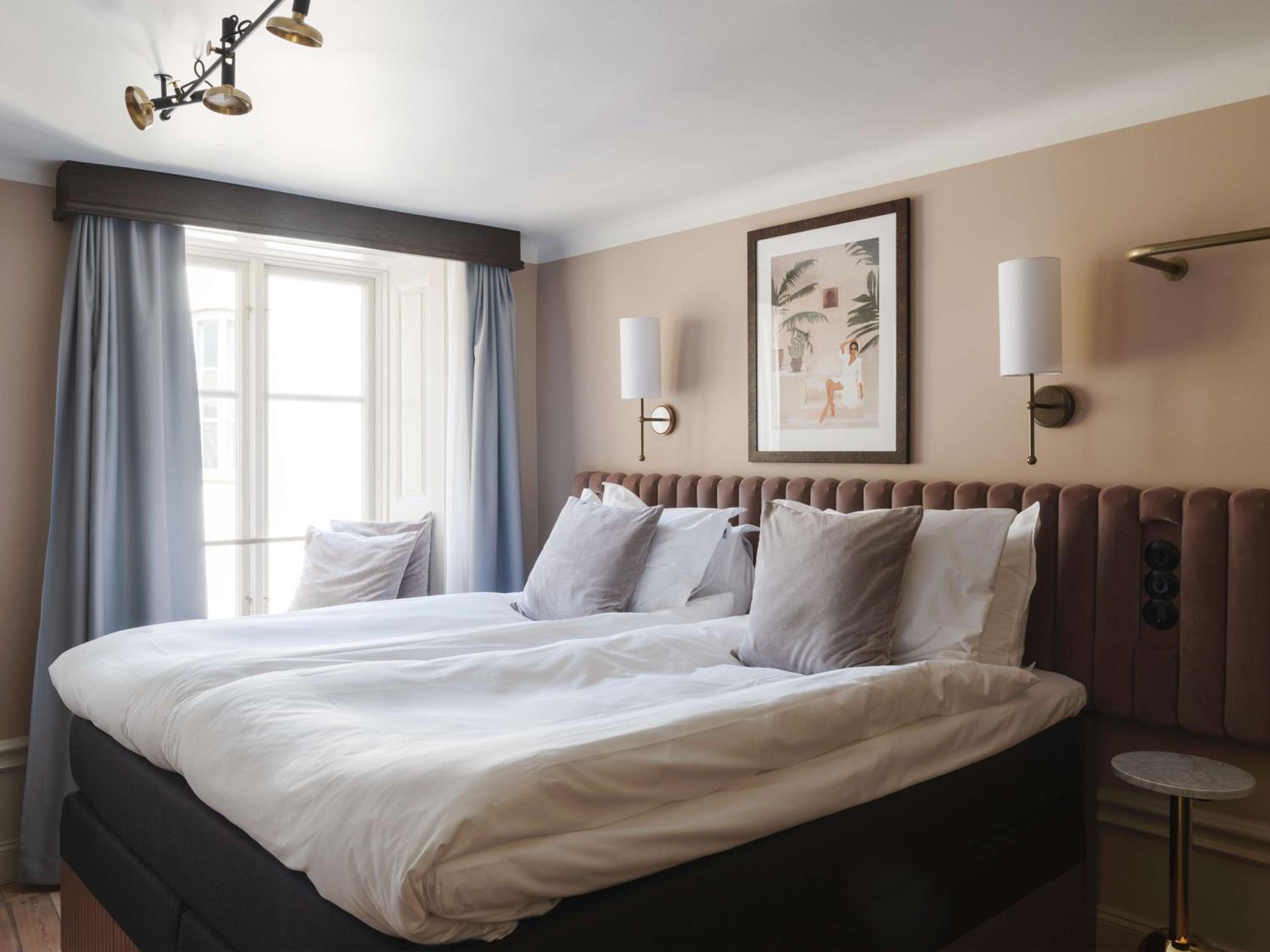 Superior King Room photo 2