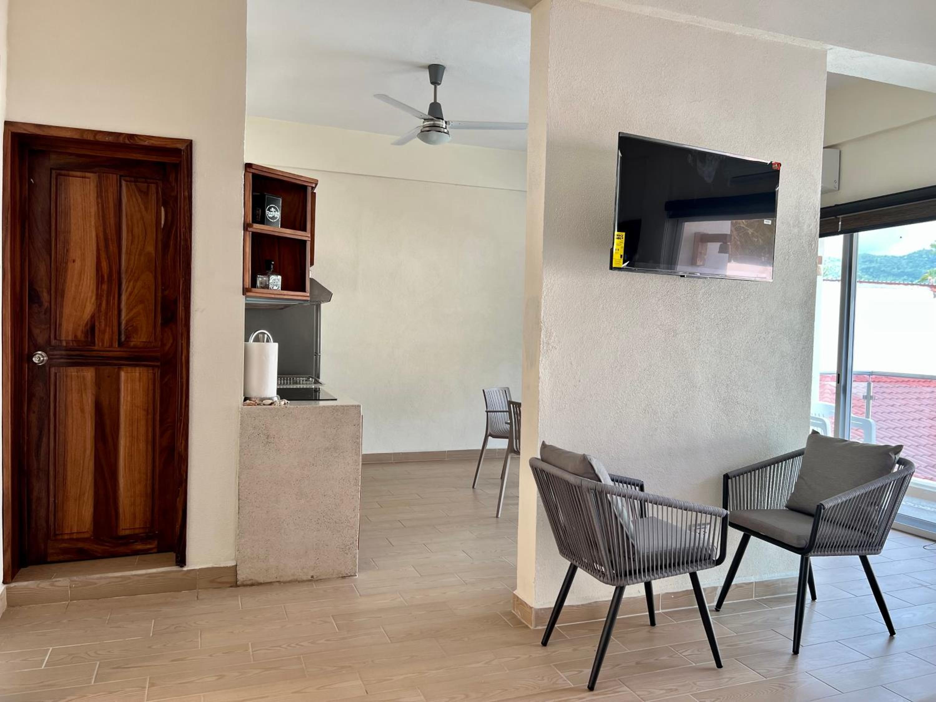 Deluxe Apartment - Photo 5
