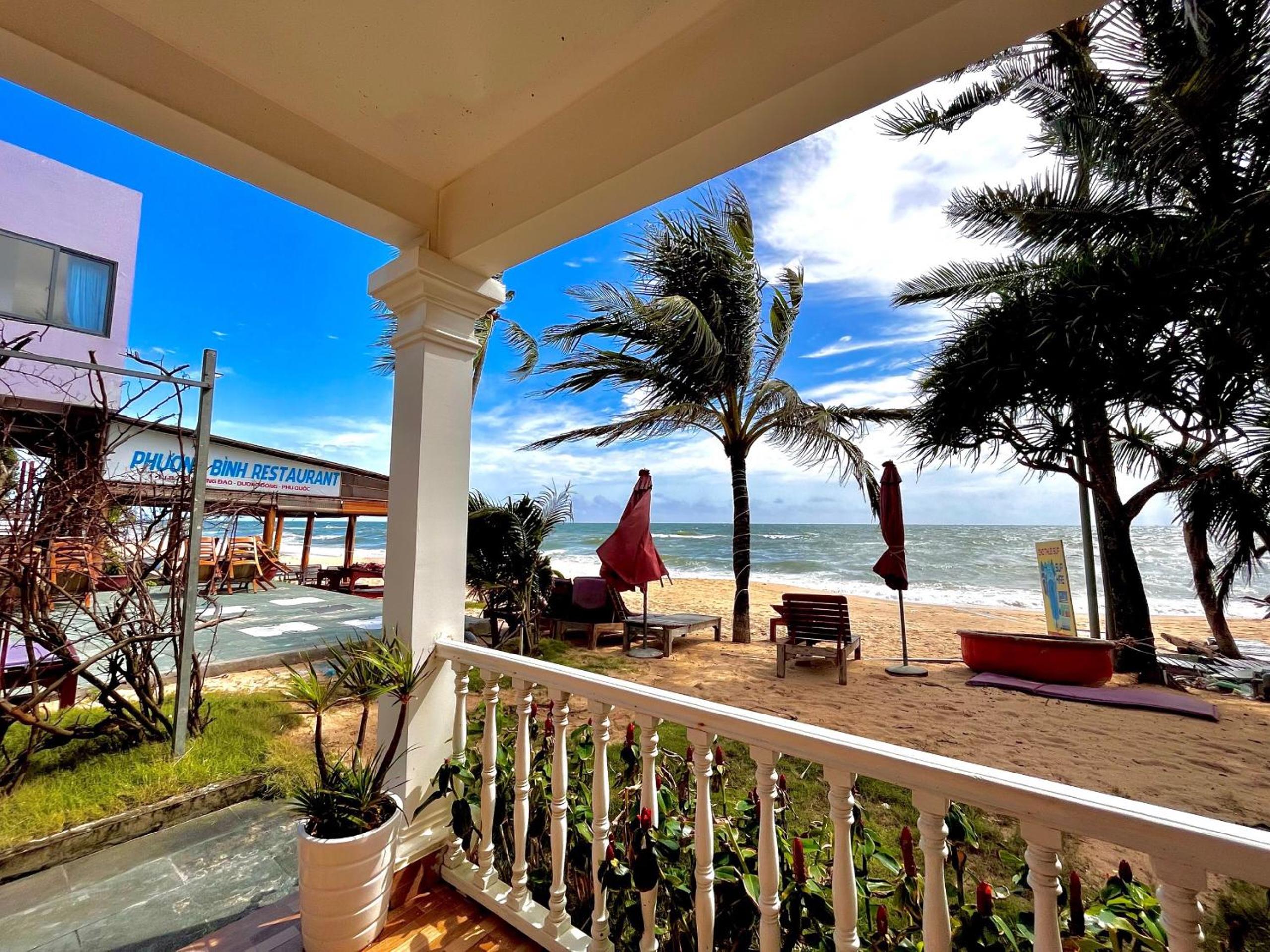 Deluxe Bungalow with Sea View photo 3