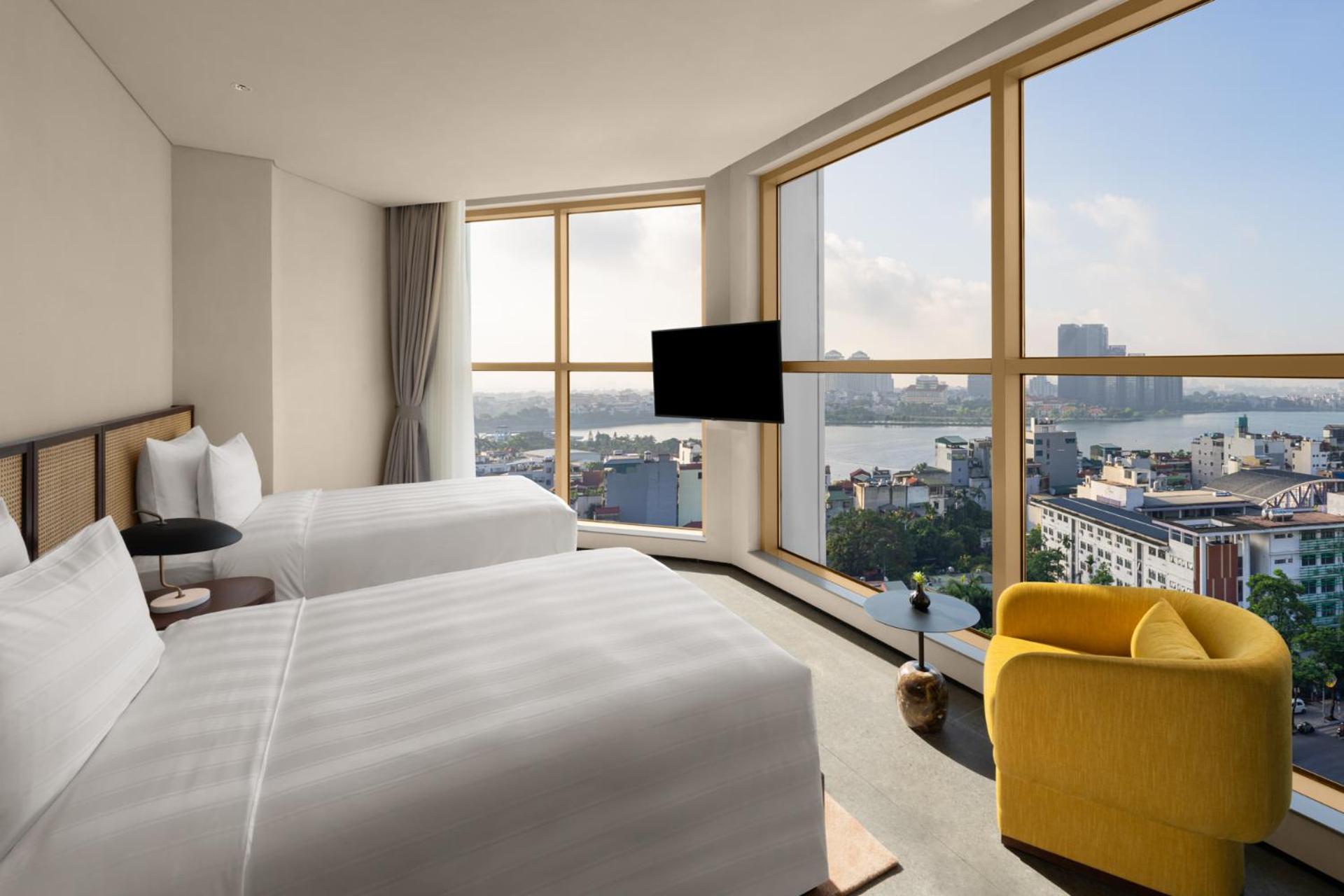 Studio Suite Twin