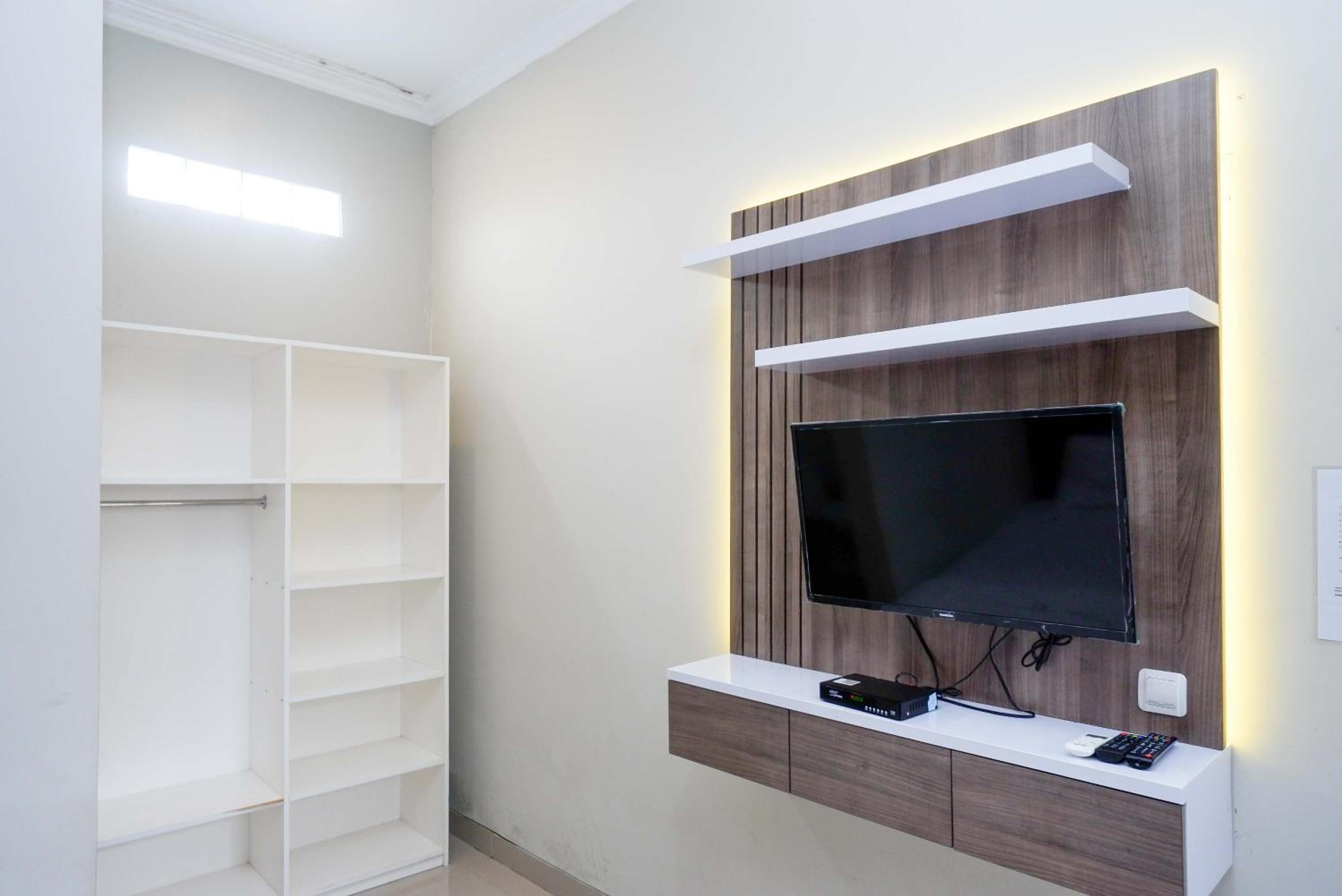 Standard Double Room - Photo 4