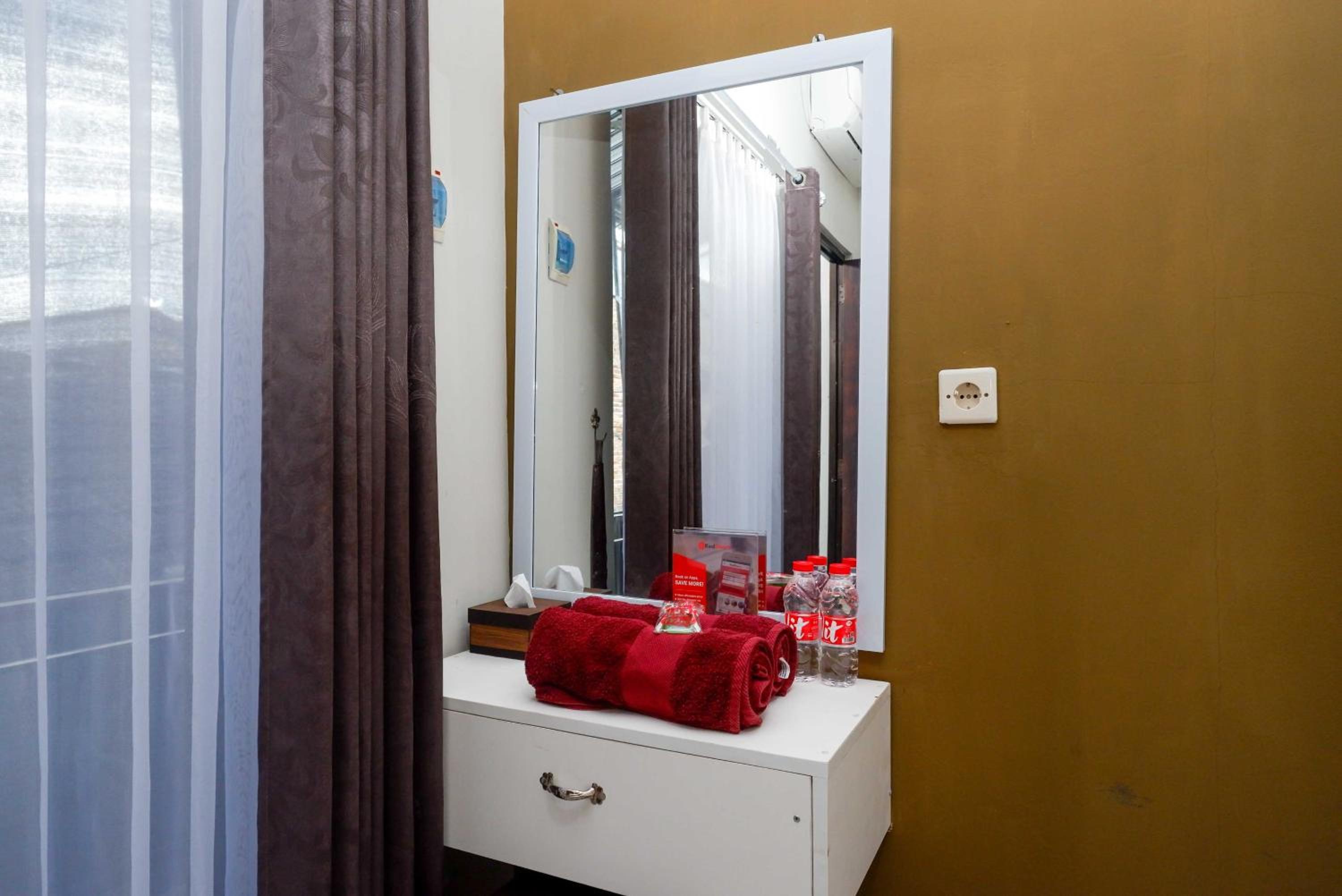 Standard Double Room - Photo 3
