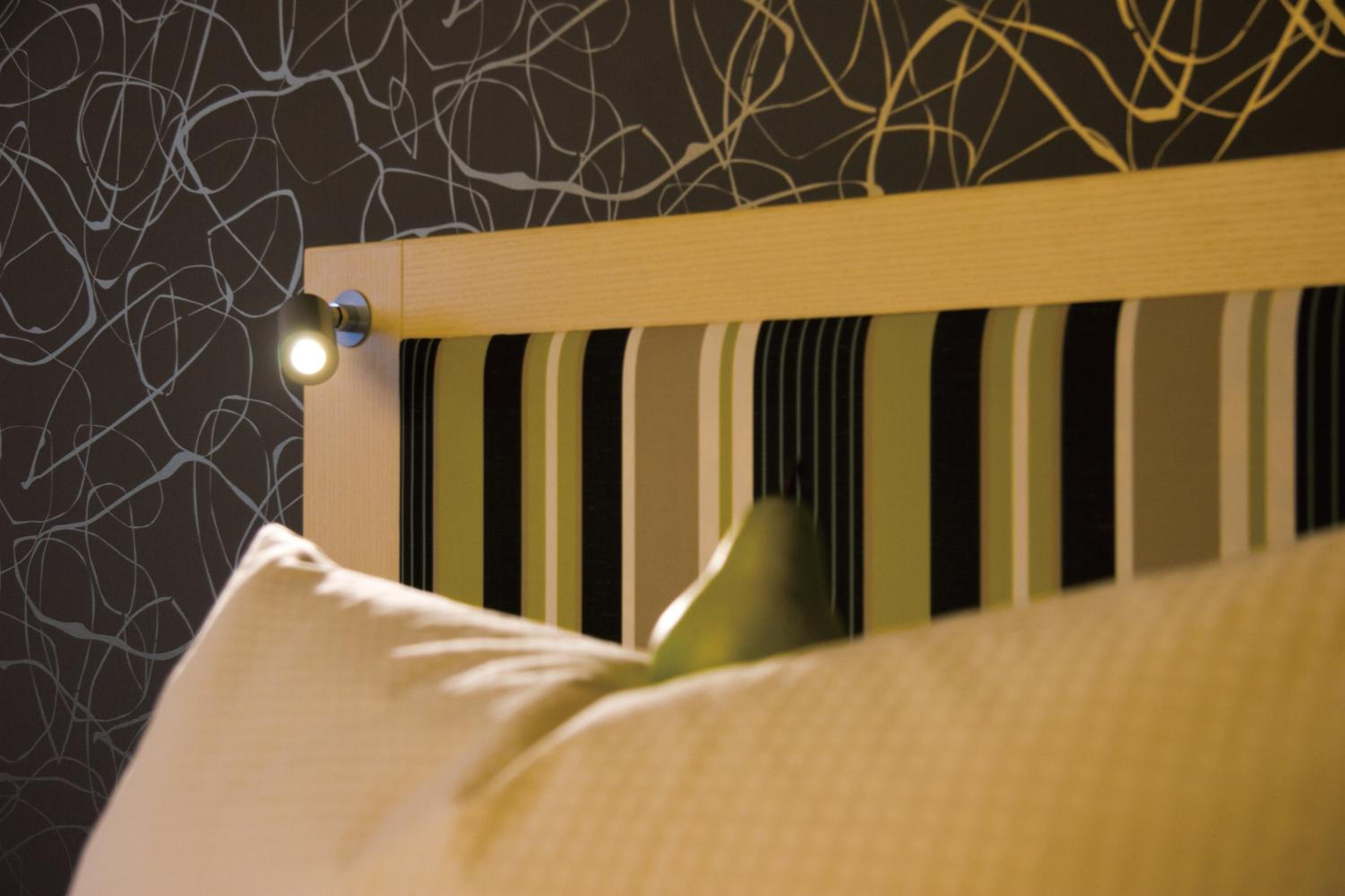 Twin Room with Extra Bed - Non-Smoking