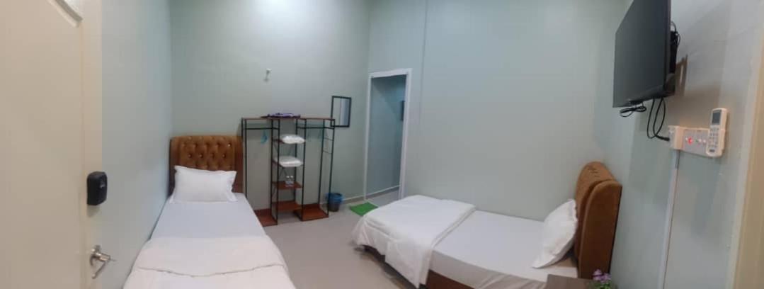 Double or Twin Room with Private Bathroom