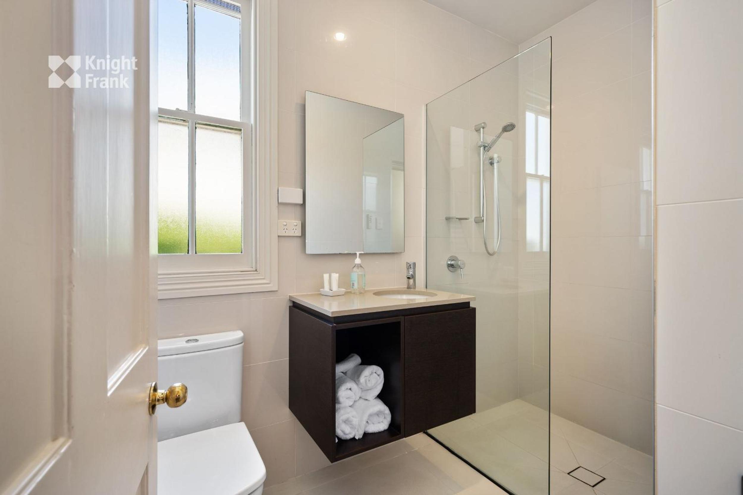 Queen Suite - 7 photo 3