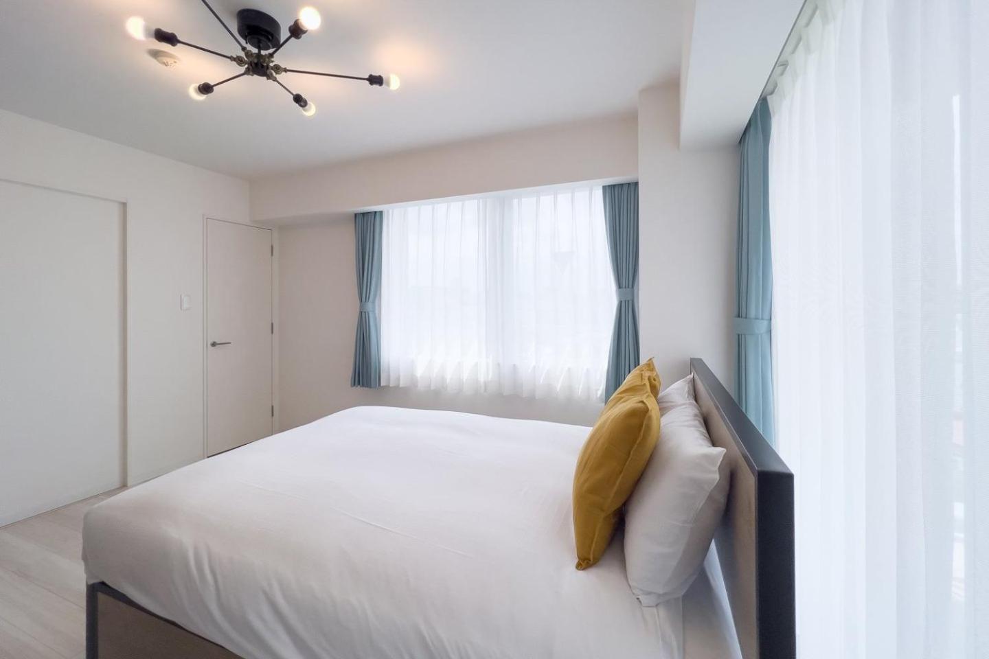 One-Bedroom Apartment photo 3