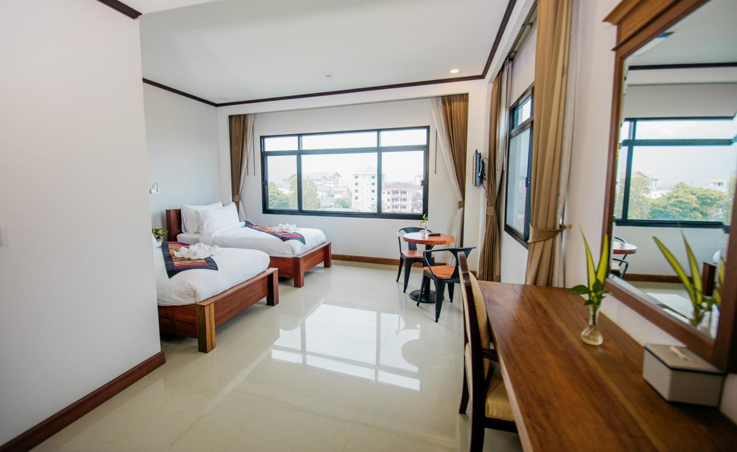 Deluxe Twin Room - Photo 3