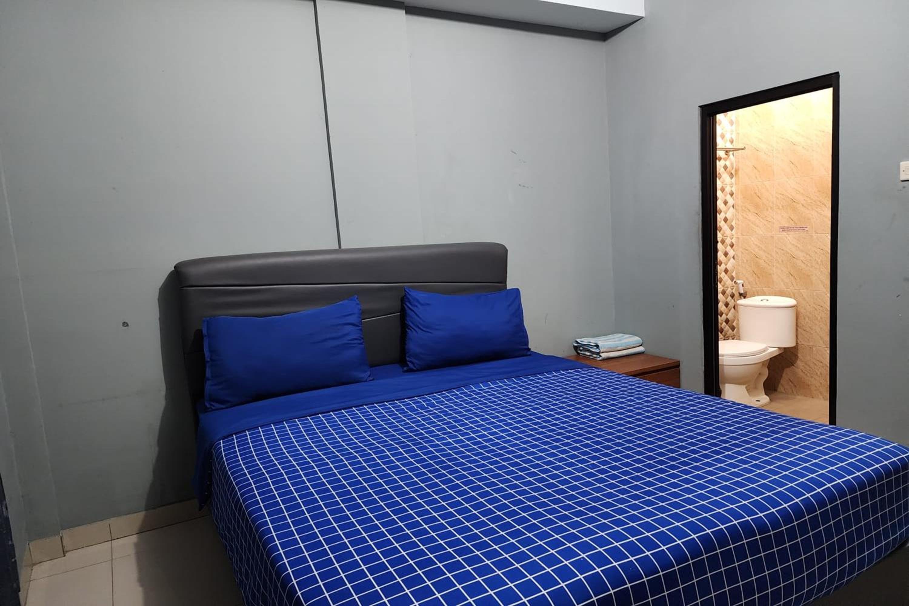 Deluxe King Room - Photo 4