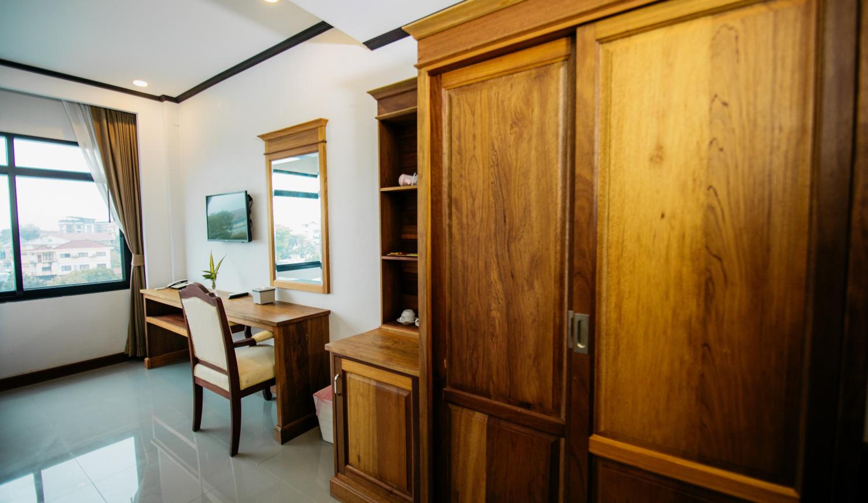 Deluxe Twin Room - Photo 2