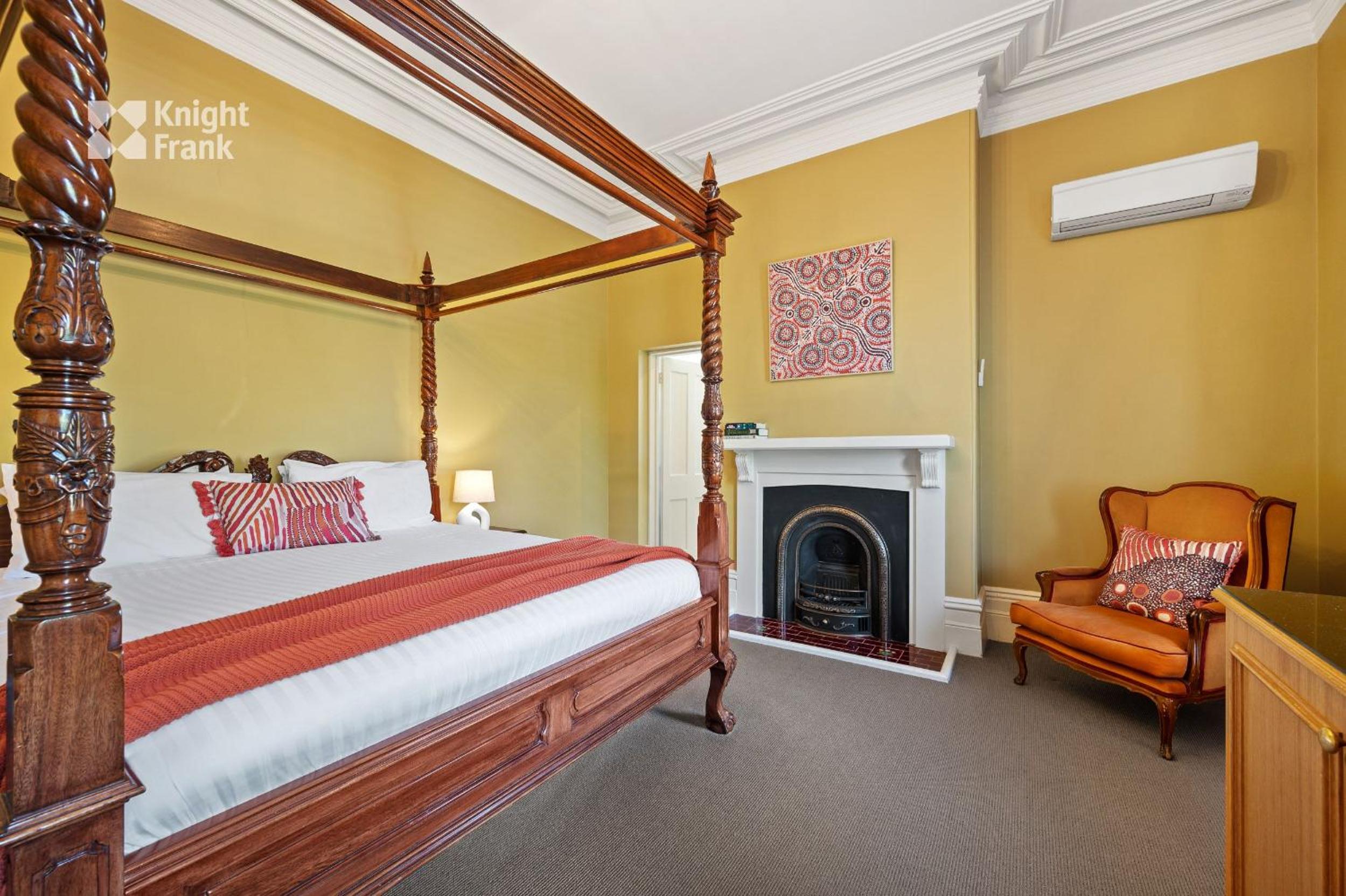King Suite - 1 photo 3