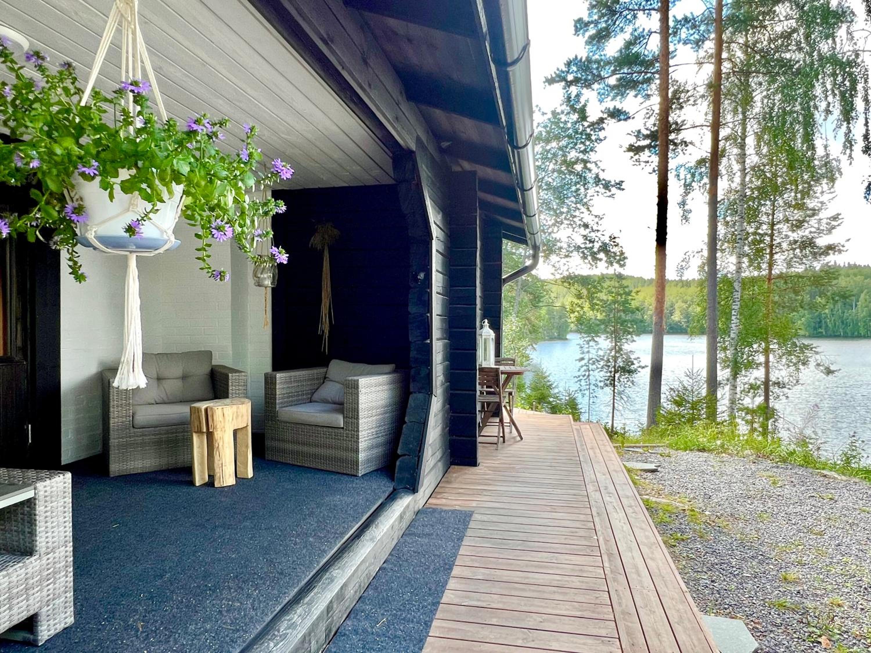 One-Bedroom Chalet with Terrace  photo 3