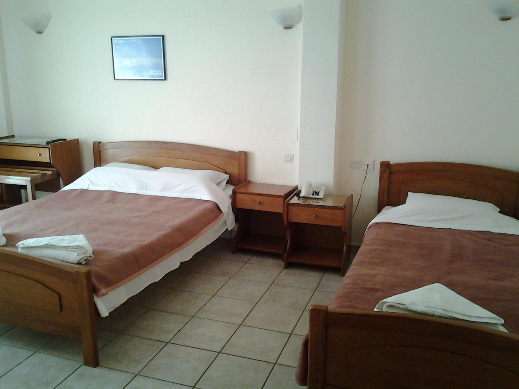 Triple Room with Side Sea View photo 1